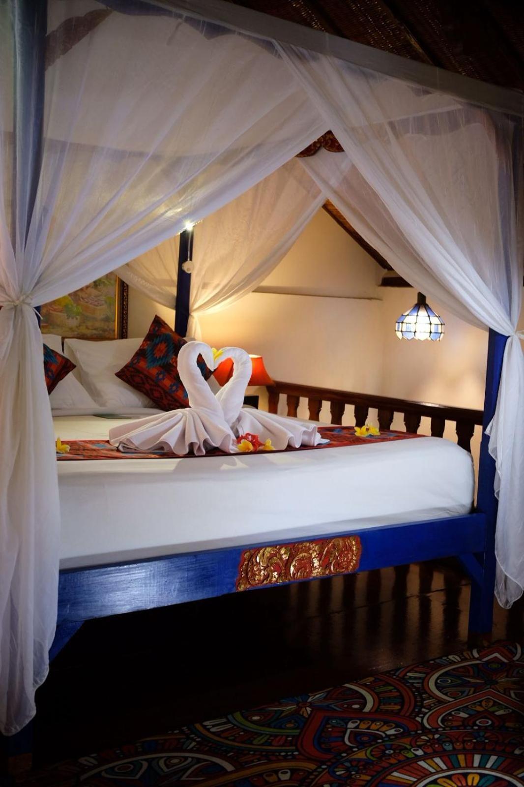 Duplex Star Room
