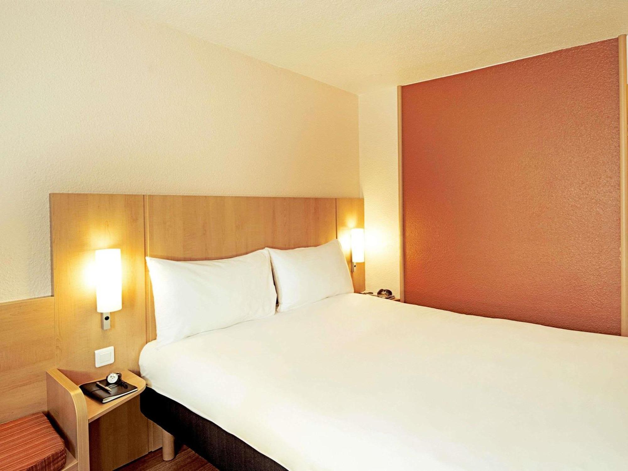 Standard Double Room,1742814710:JPEG