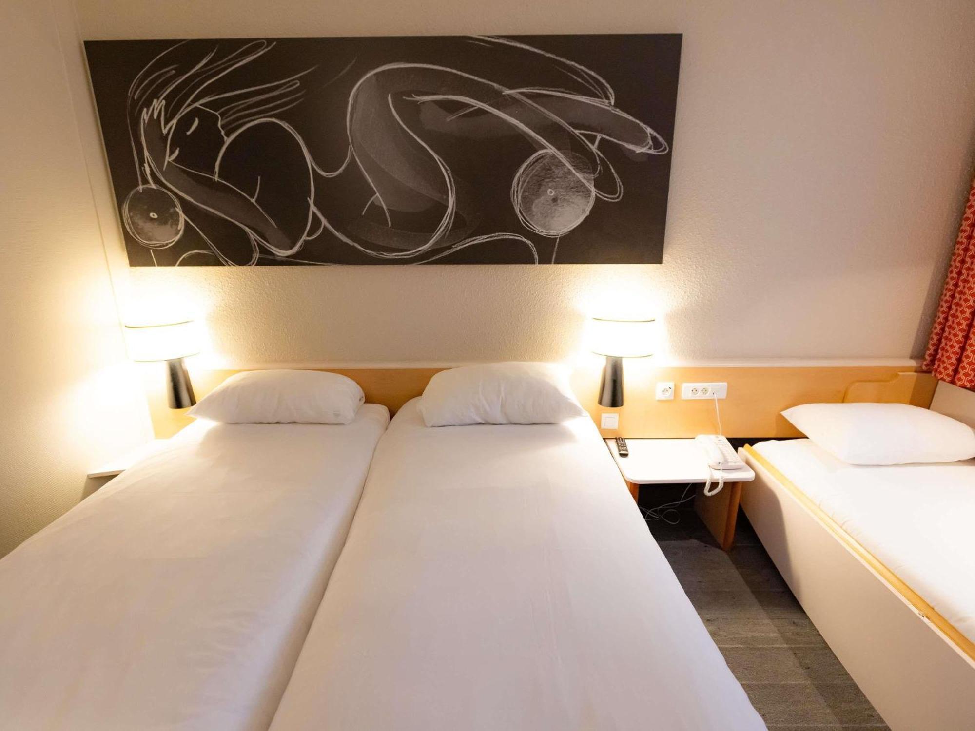 Standard Room 3 Single Beds