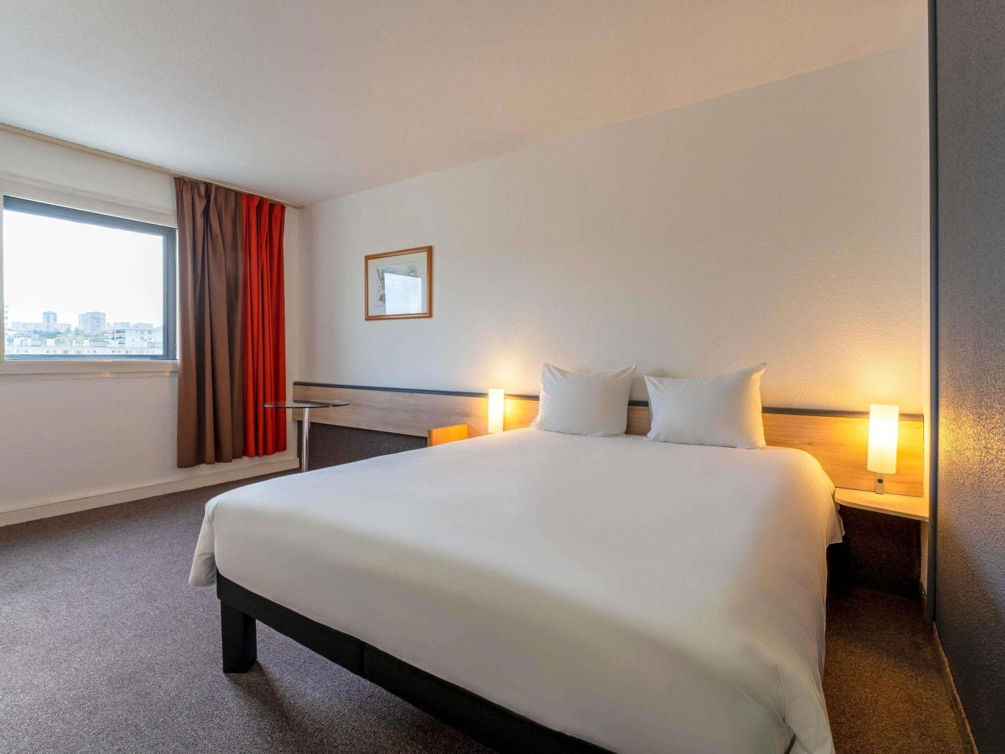 Standard Double Room,1746903327:JPEG