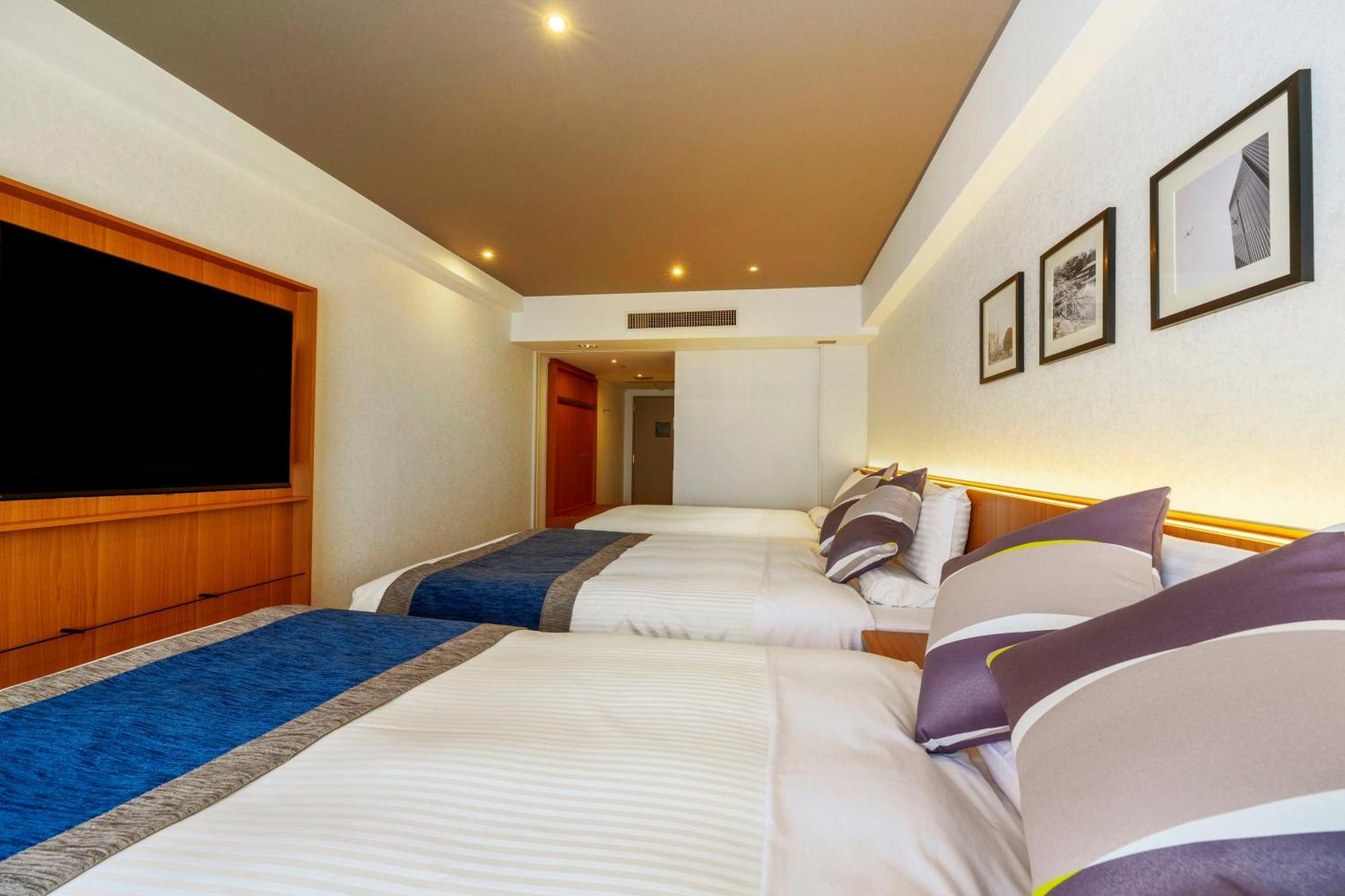 Renovated Deluxe Room 2 Double Beds Extra Bed Non Smoking