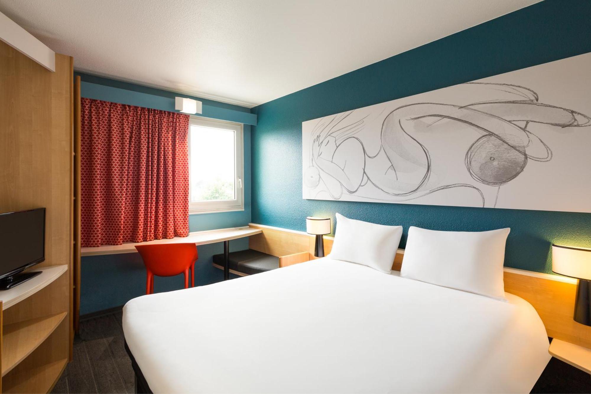 2 Adjacent Rooms,1673942391:JPEG