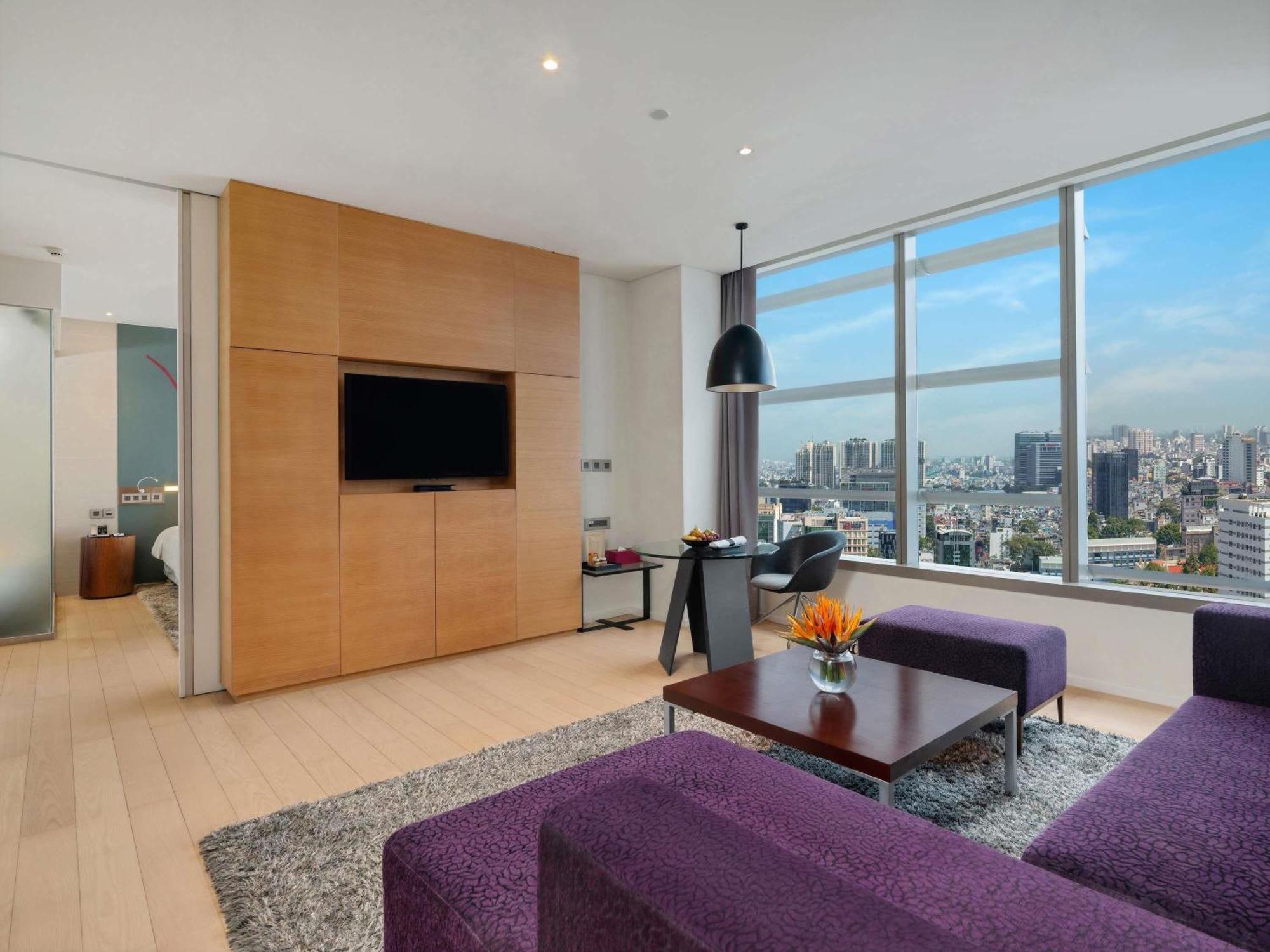 Executive King Suite