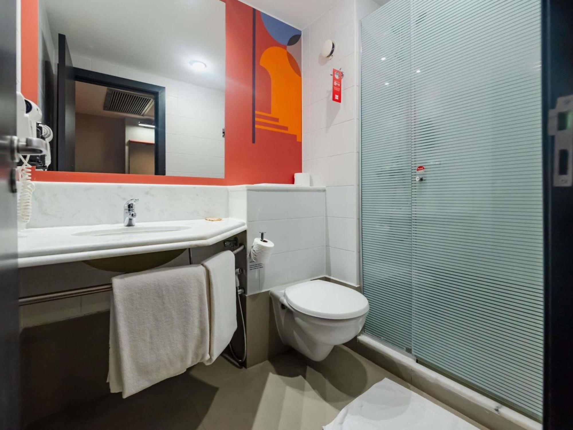 Standard Triple Room Double Single Bed,1731401607:JPEG