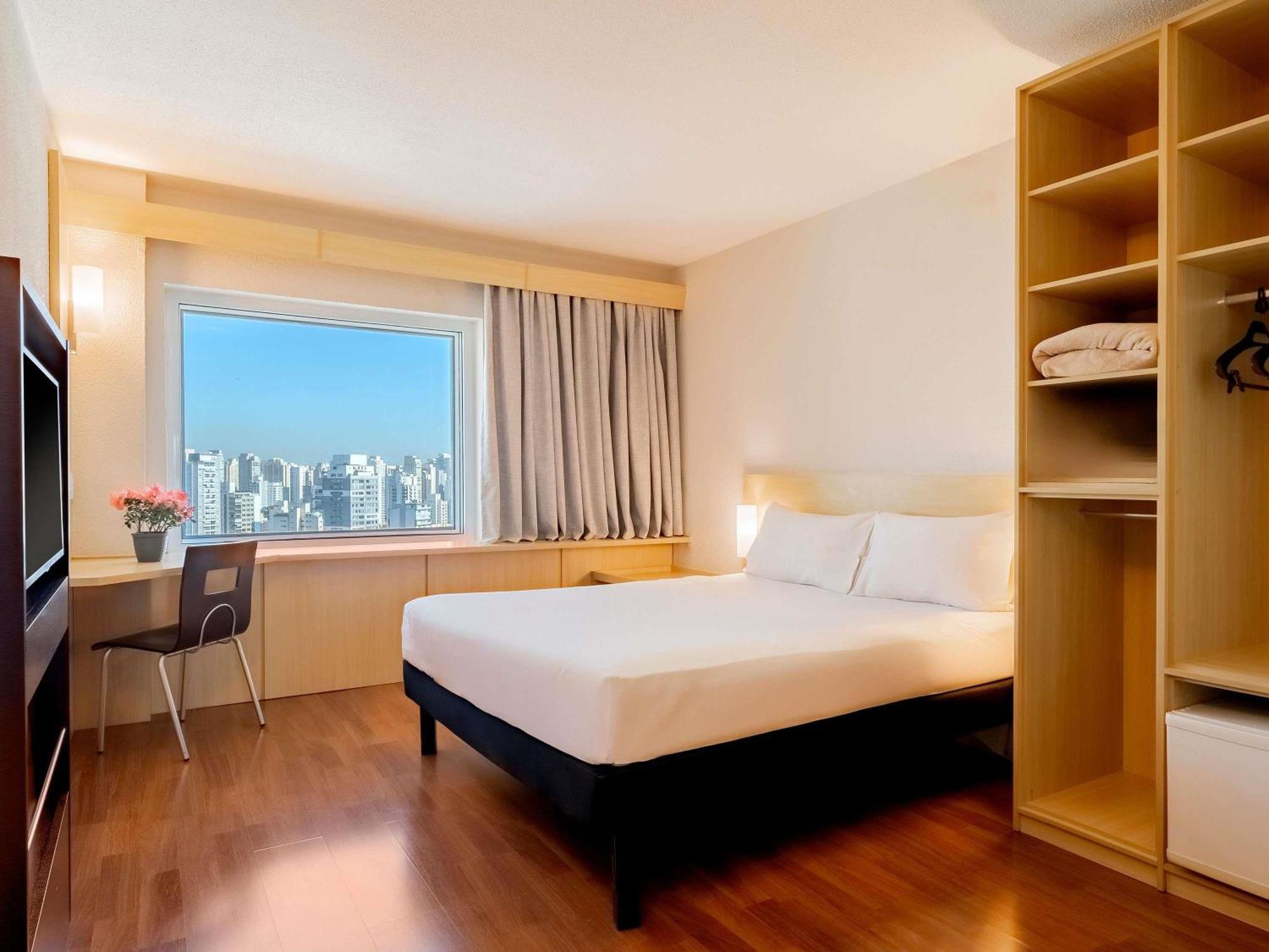Standard Double Room Disability Access