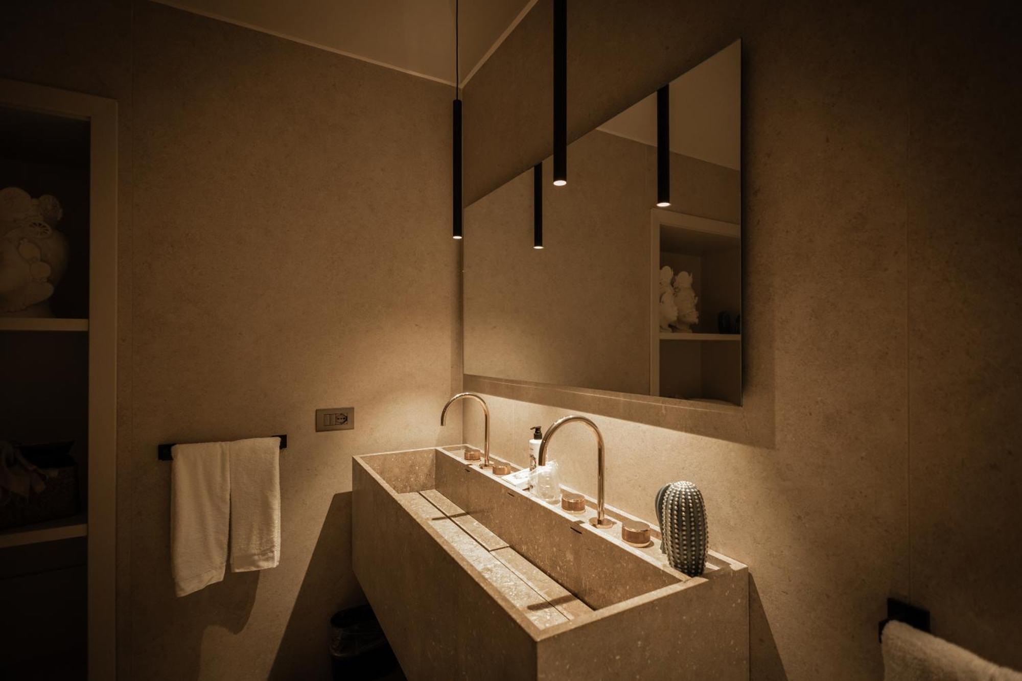 Deluxe Suite Jacuzzi
