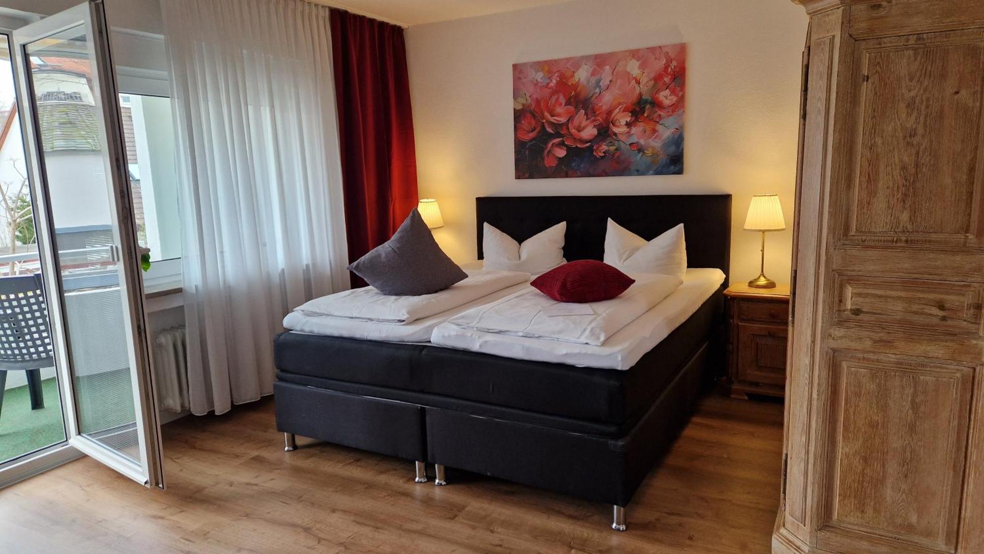 Double Room Extra Bed Balcony