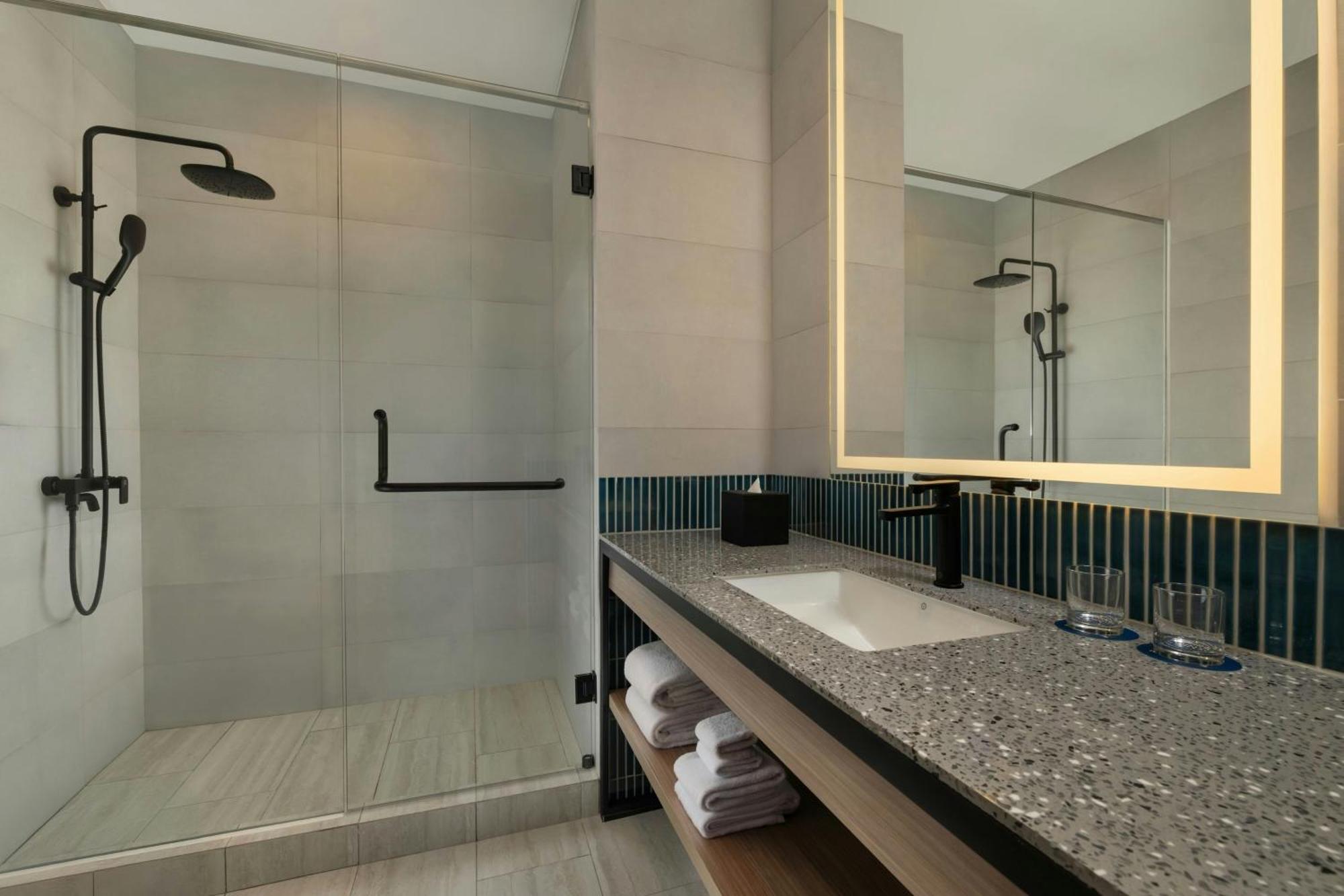 Premium Deluxe Twin Room