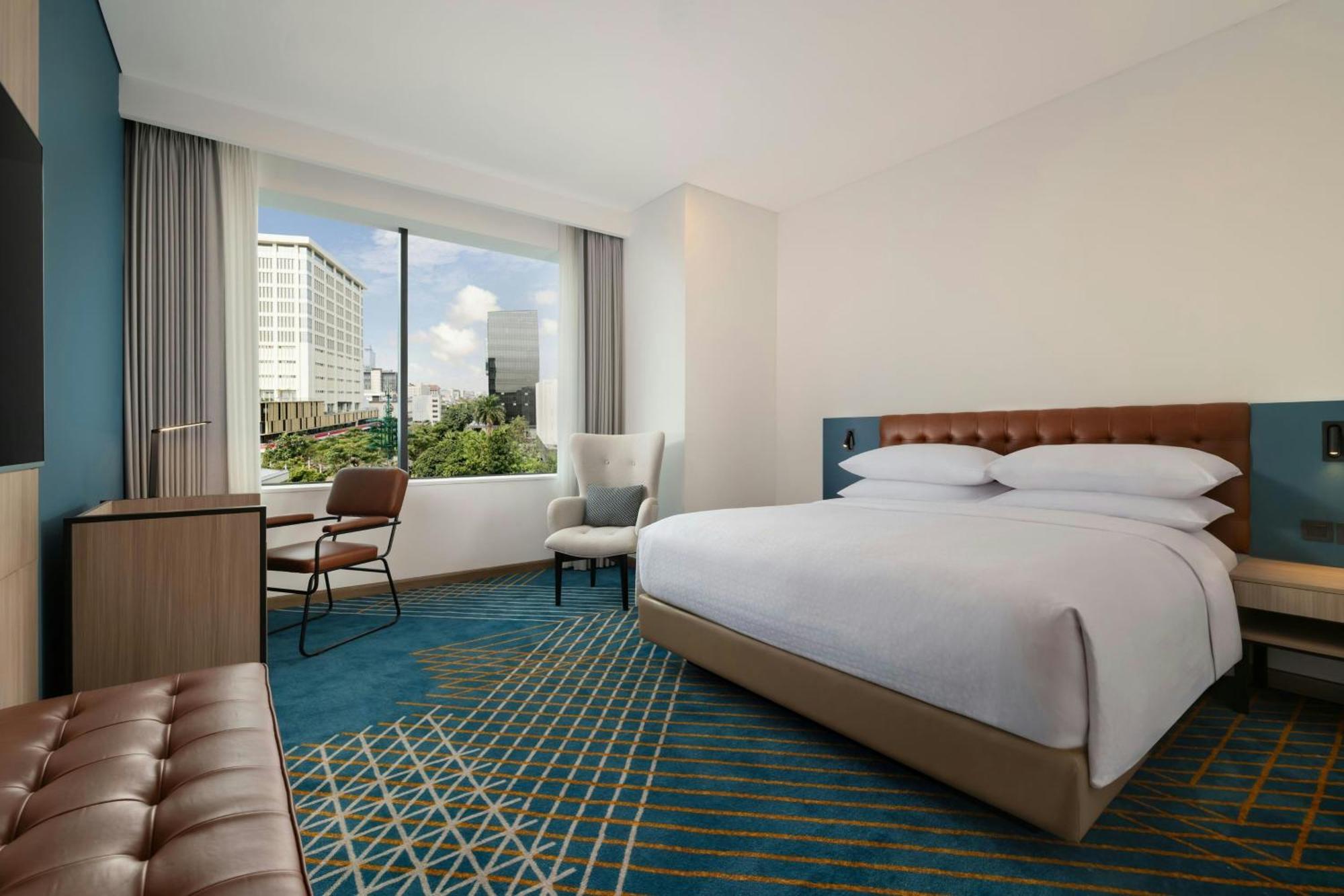 Premium Deluxe King Room