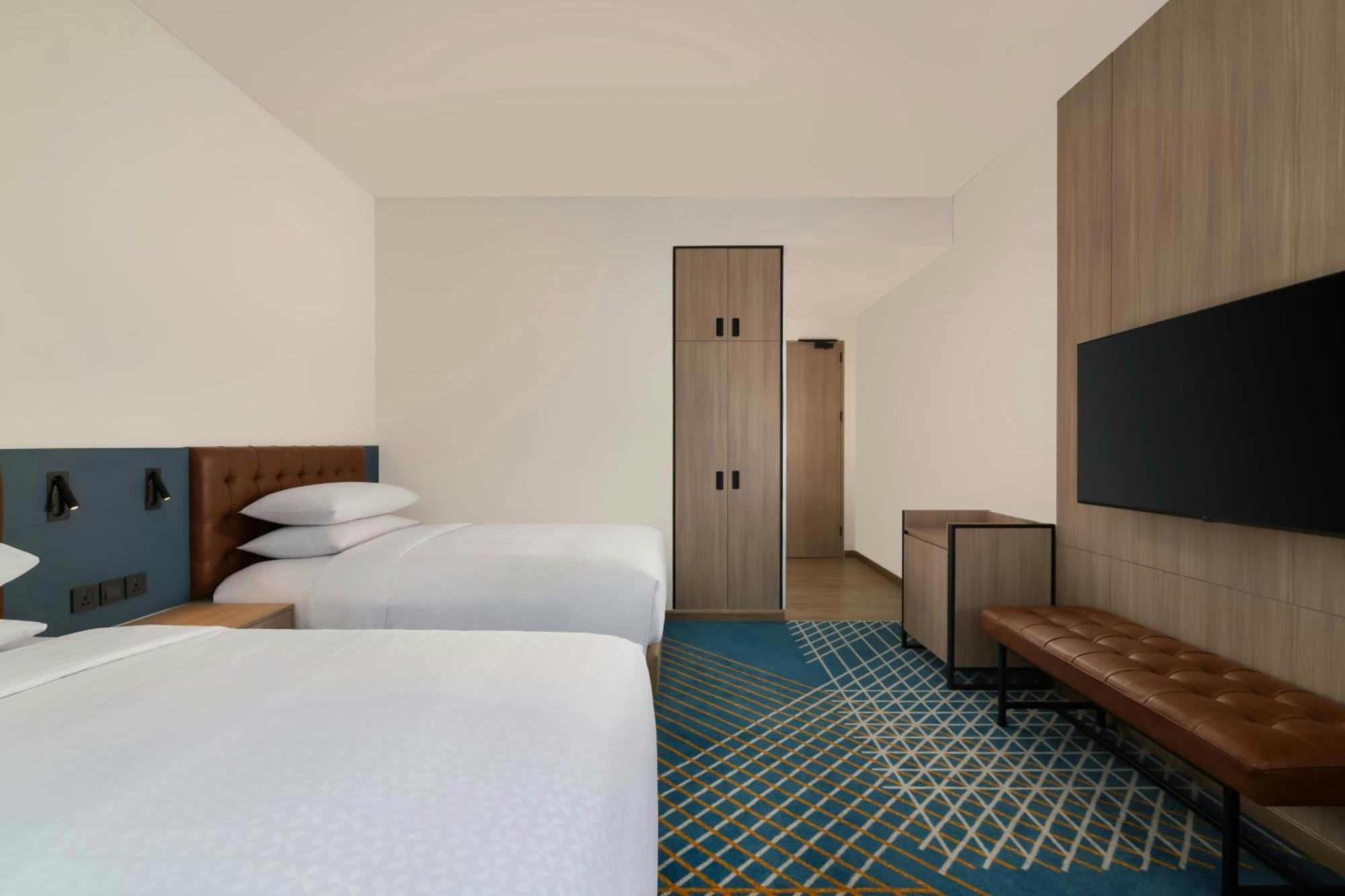 Premium Deluxe Twin Room