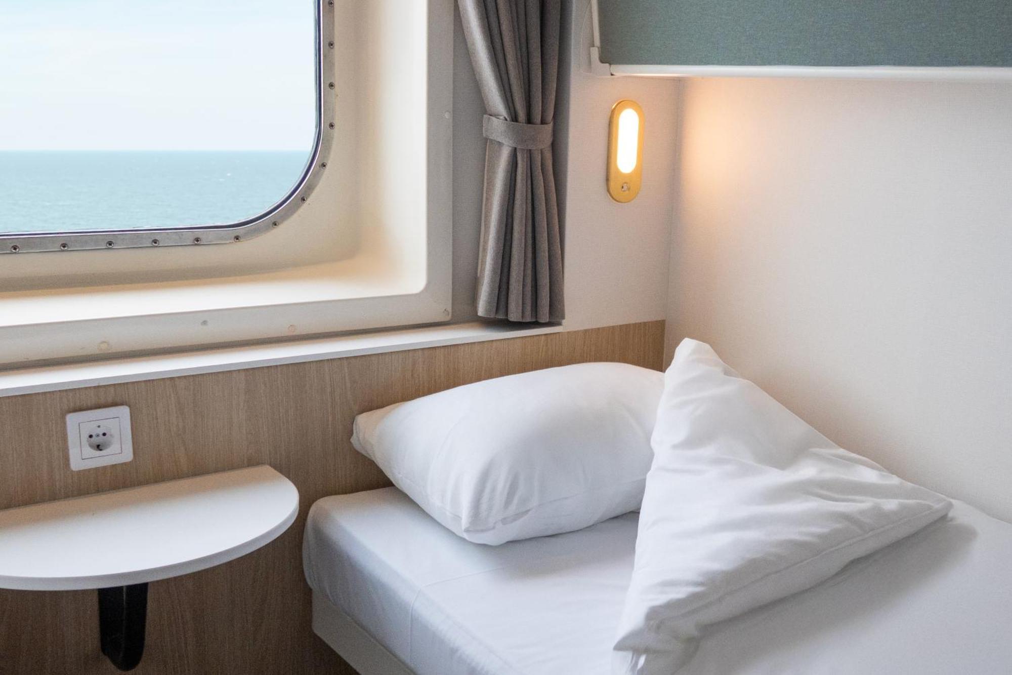Standard cabin sea view,1717176354:JPEG
