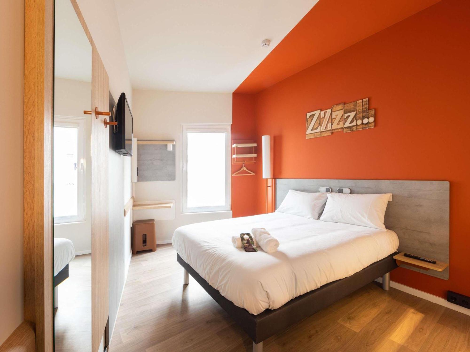 Standard Double Room,1717177589:JPEG