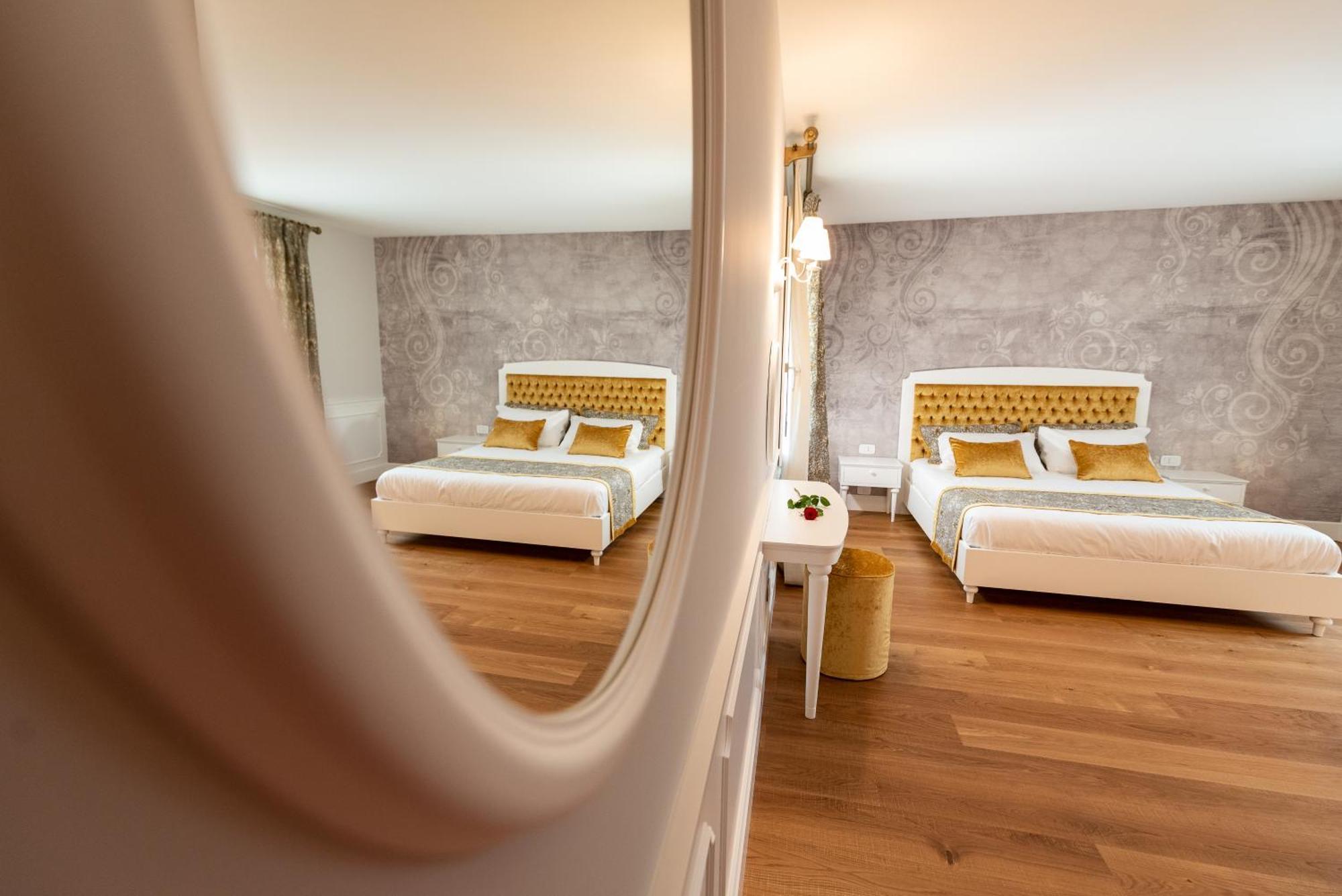 Deluxe Junior Suite