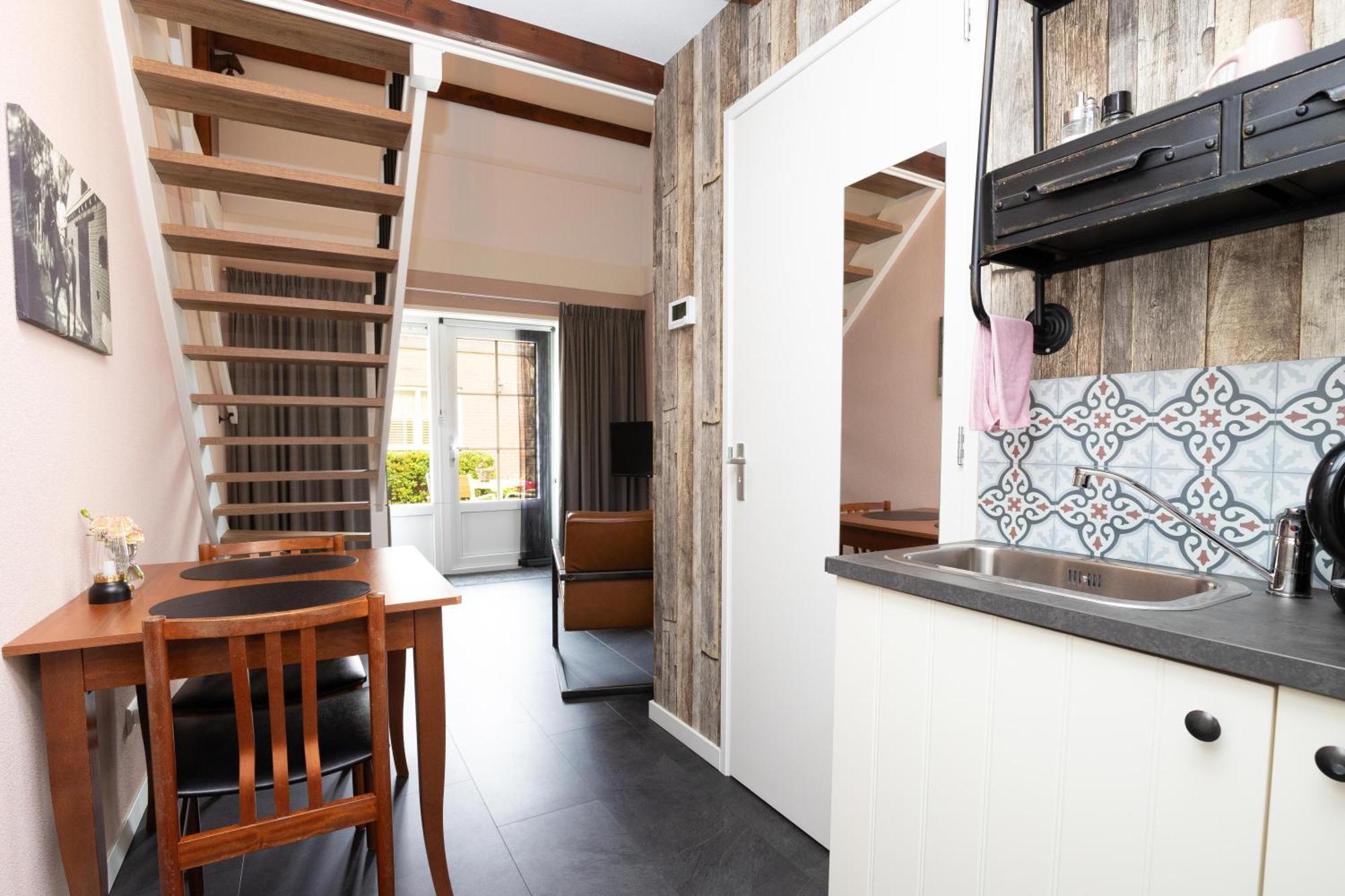 Double Room Private Bathroom