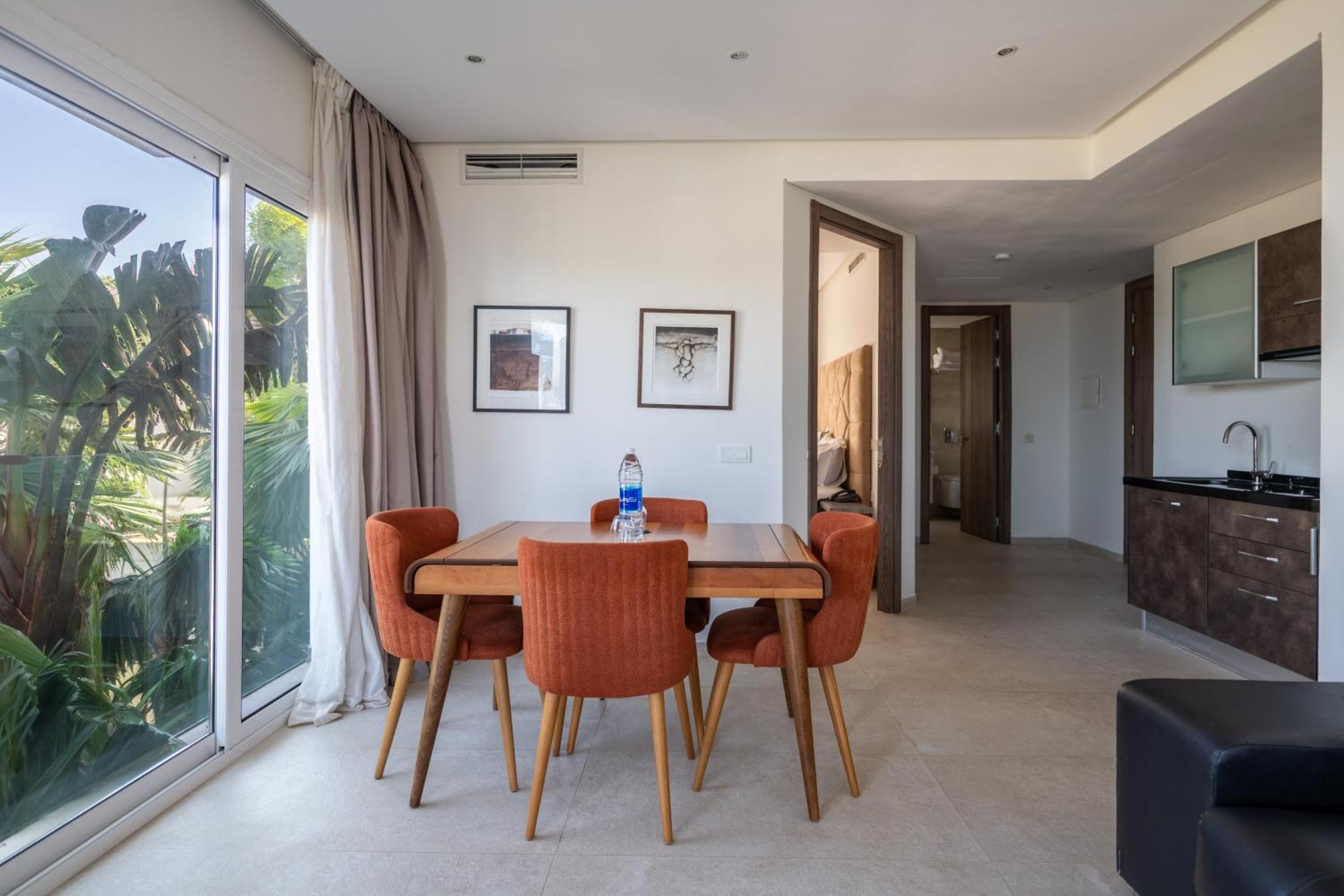 One-Bedroom Apartment