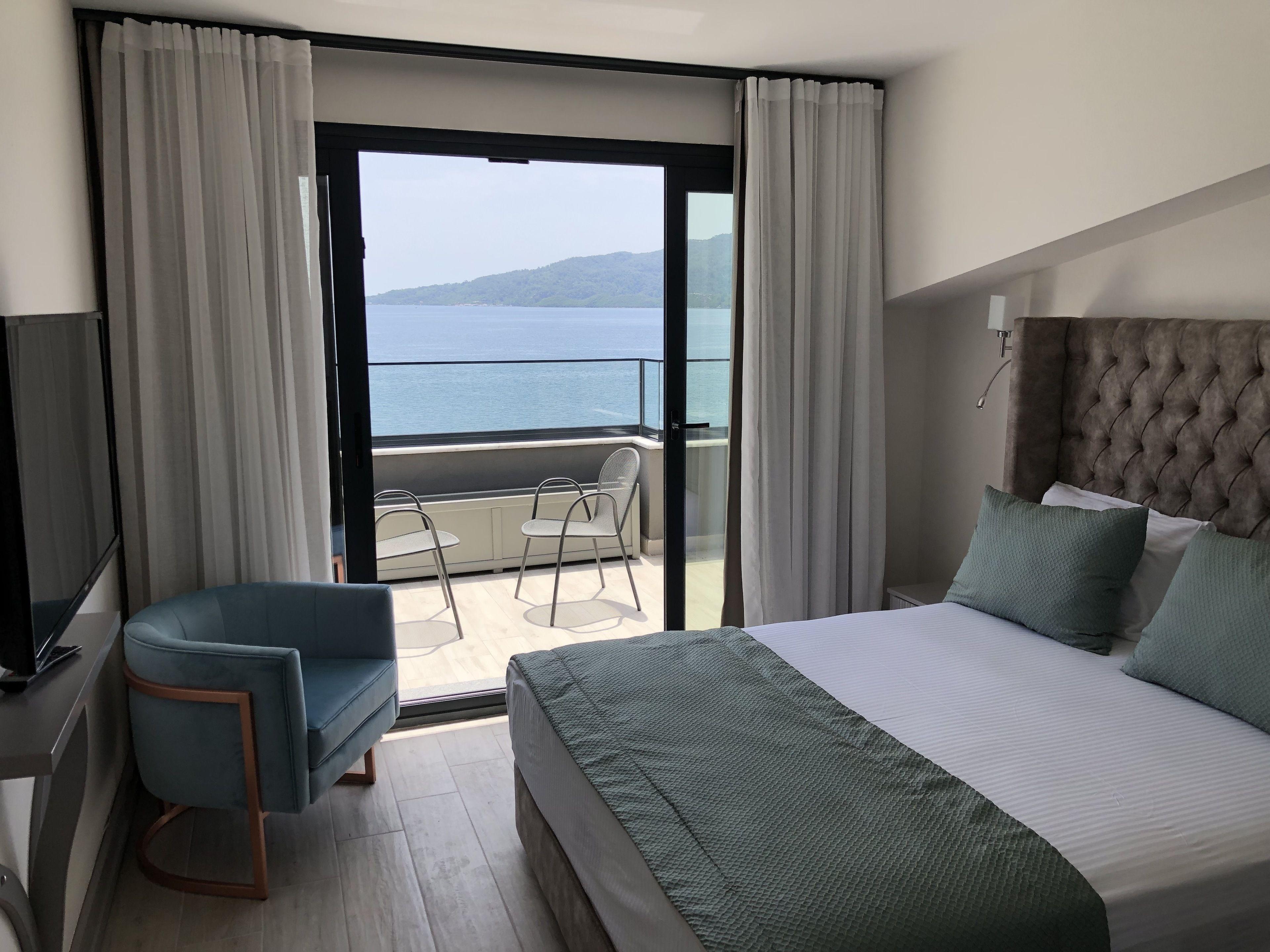 Deluxe Suite Sea View