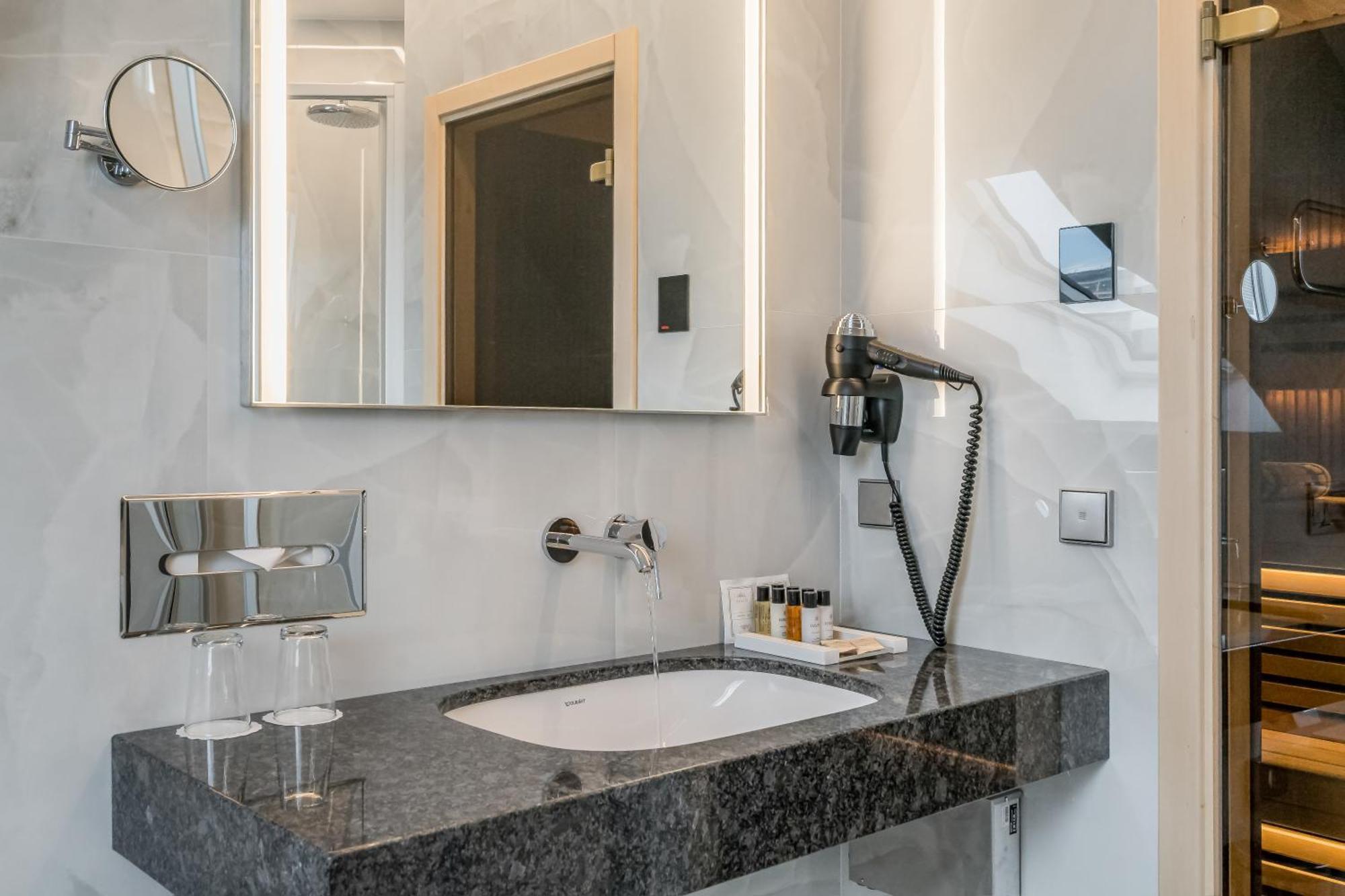 Luxury Apartment