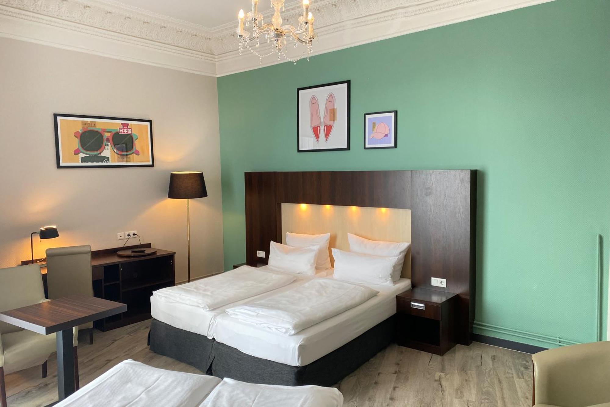 Premium King Room One Single Sofa Bed