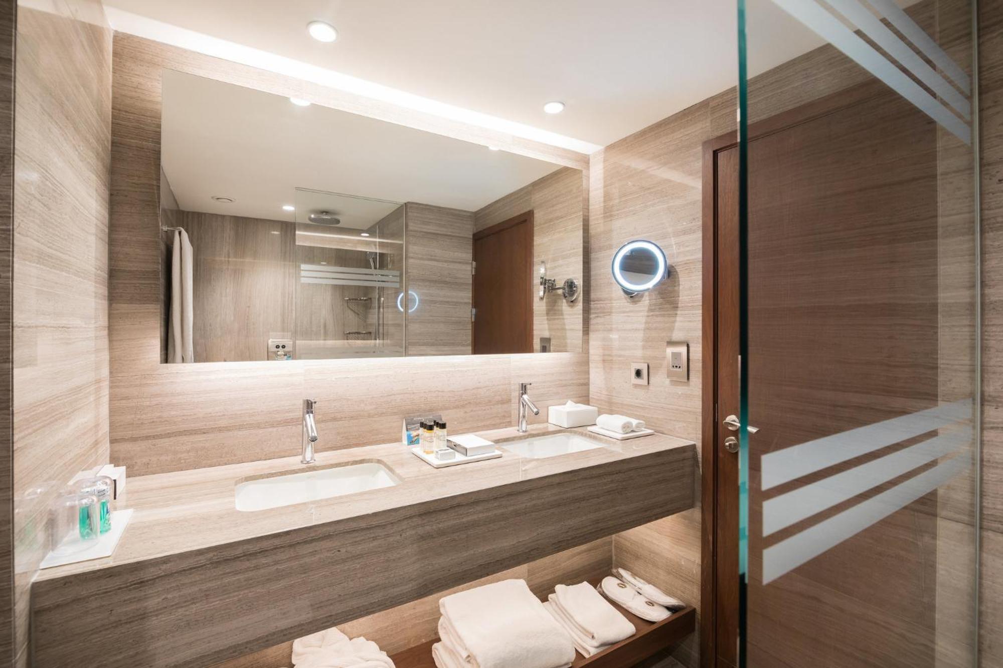 2 Storey Suite with Terrace,1722884067:JPEG