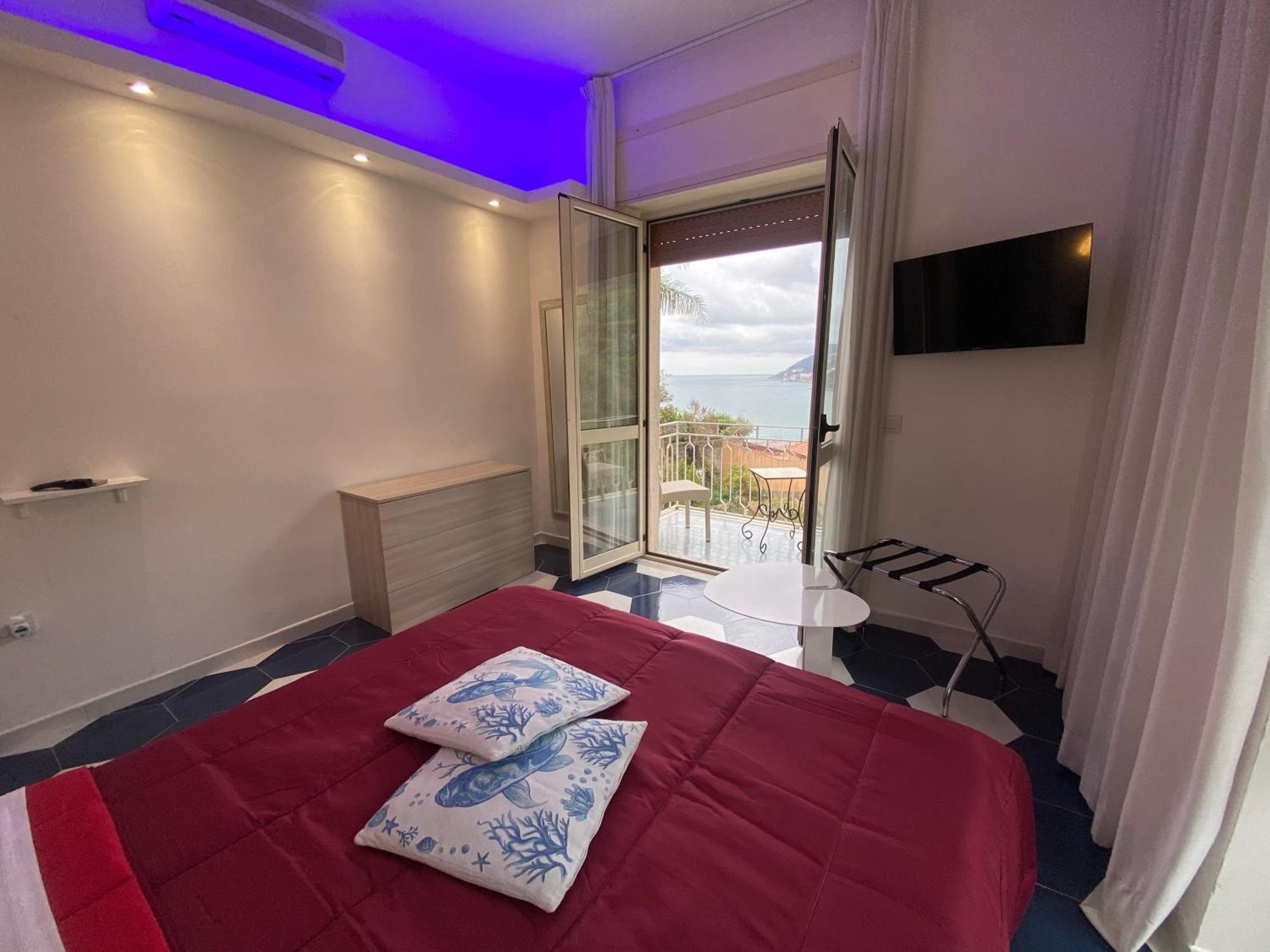 Deluxe Double Room Sea View