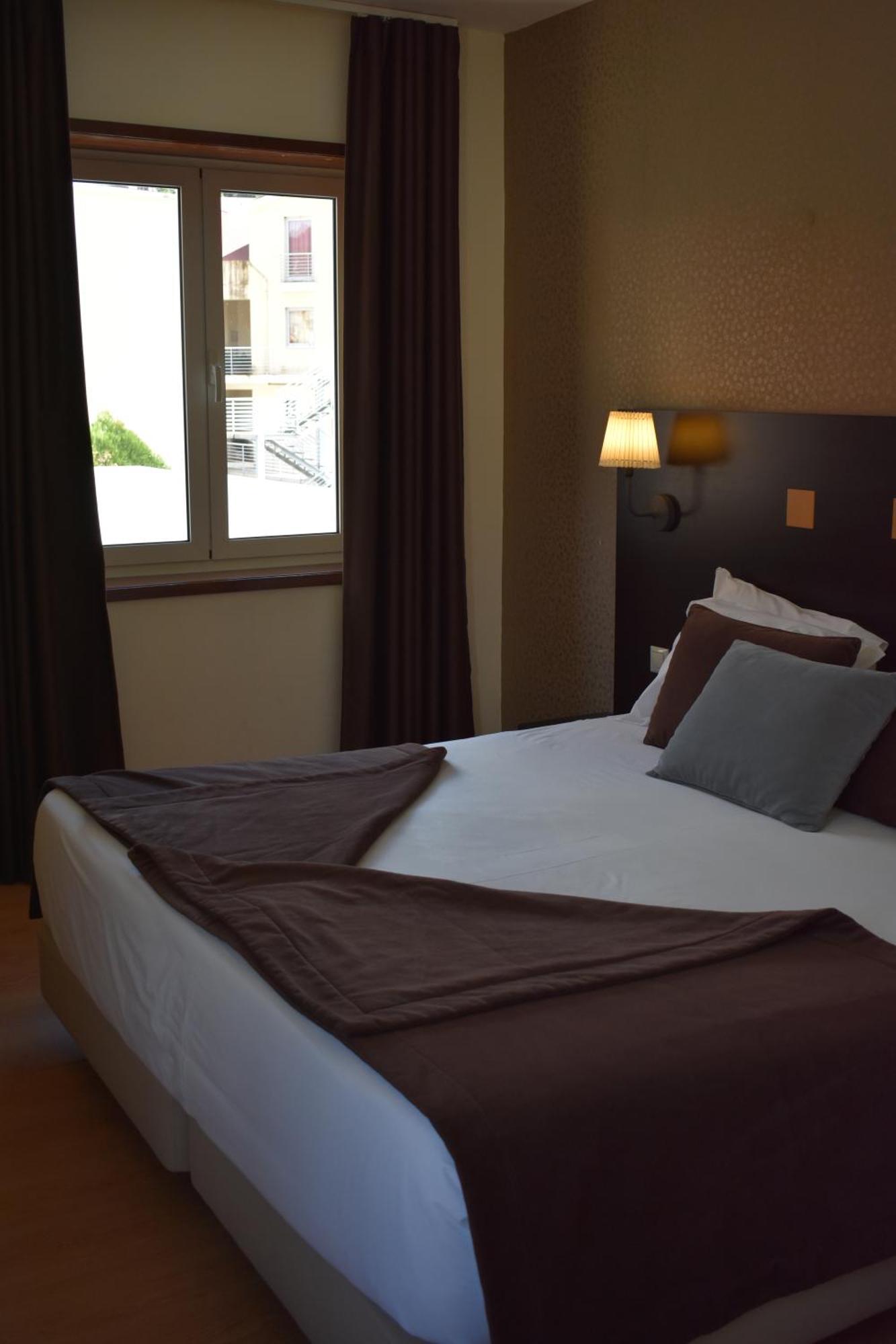 Standard Double or Twin Room,1722894153:JPEG