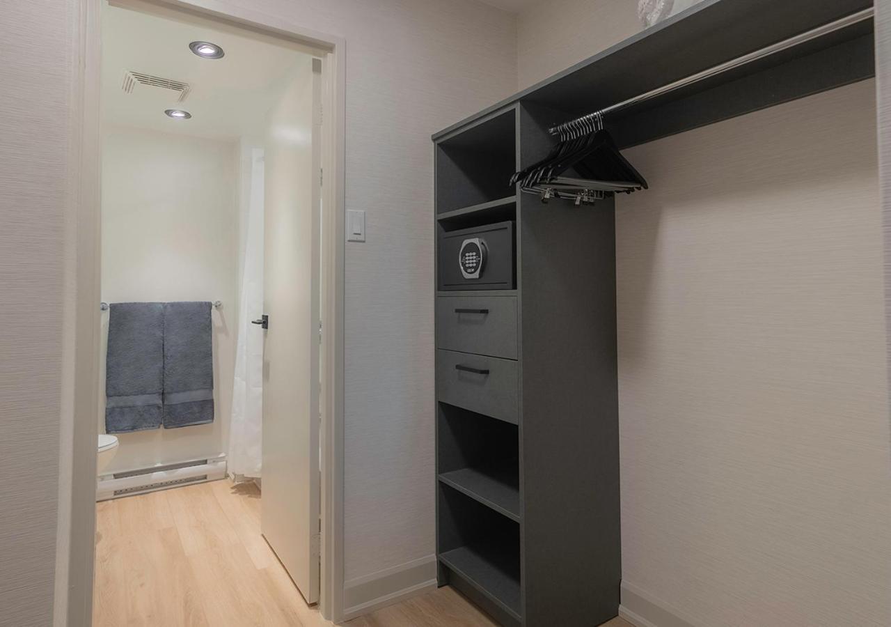 Two-Bedroom Deluxe Apartment Balcony