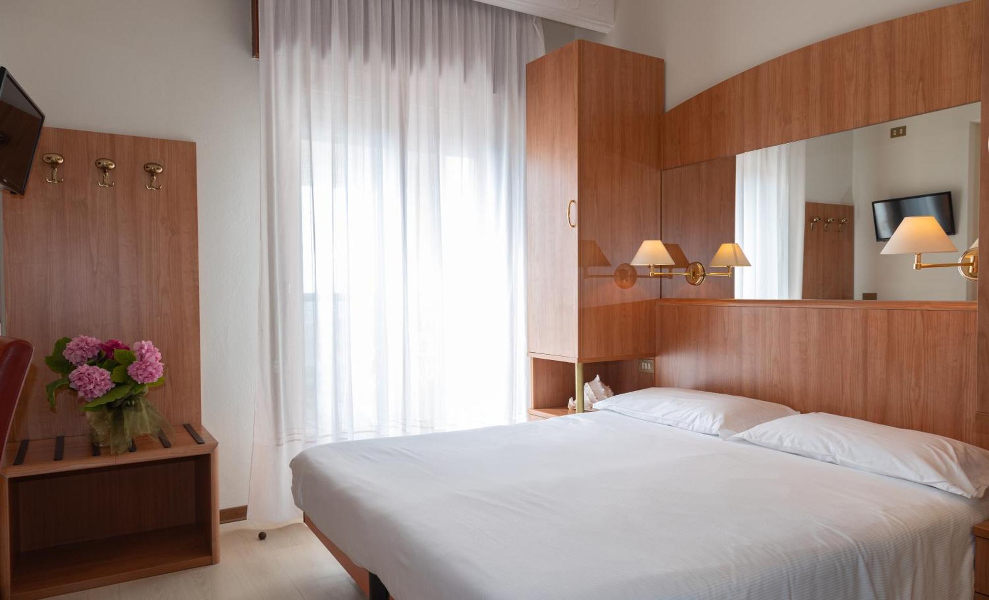 Double Room Partial Sea View