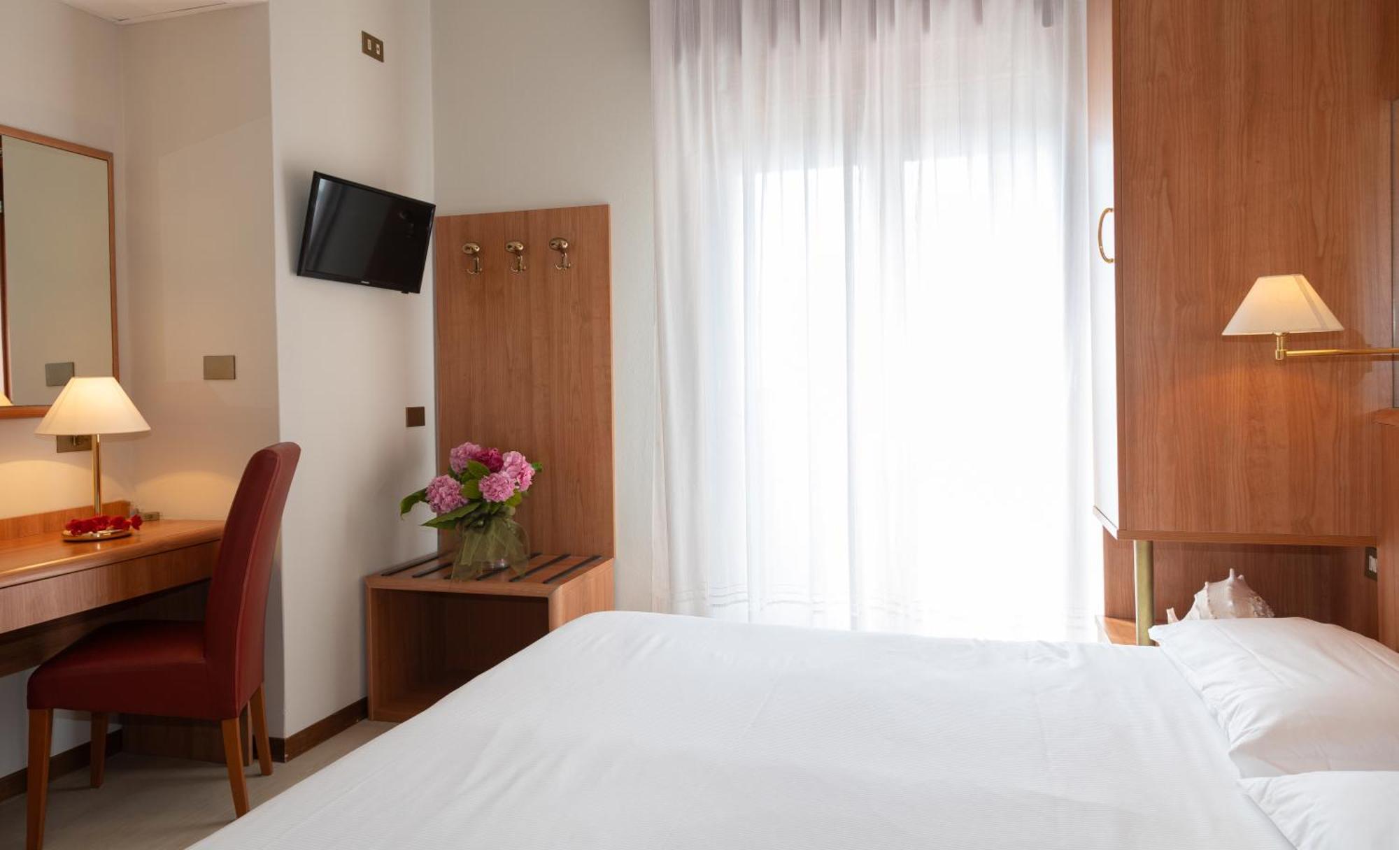 Double Room Partial Sea View