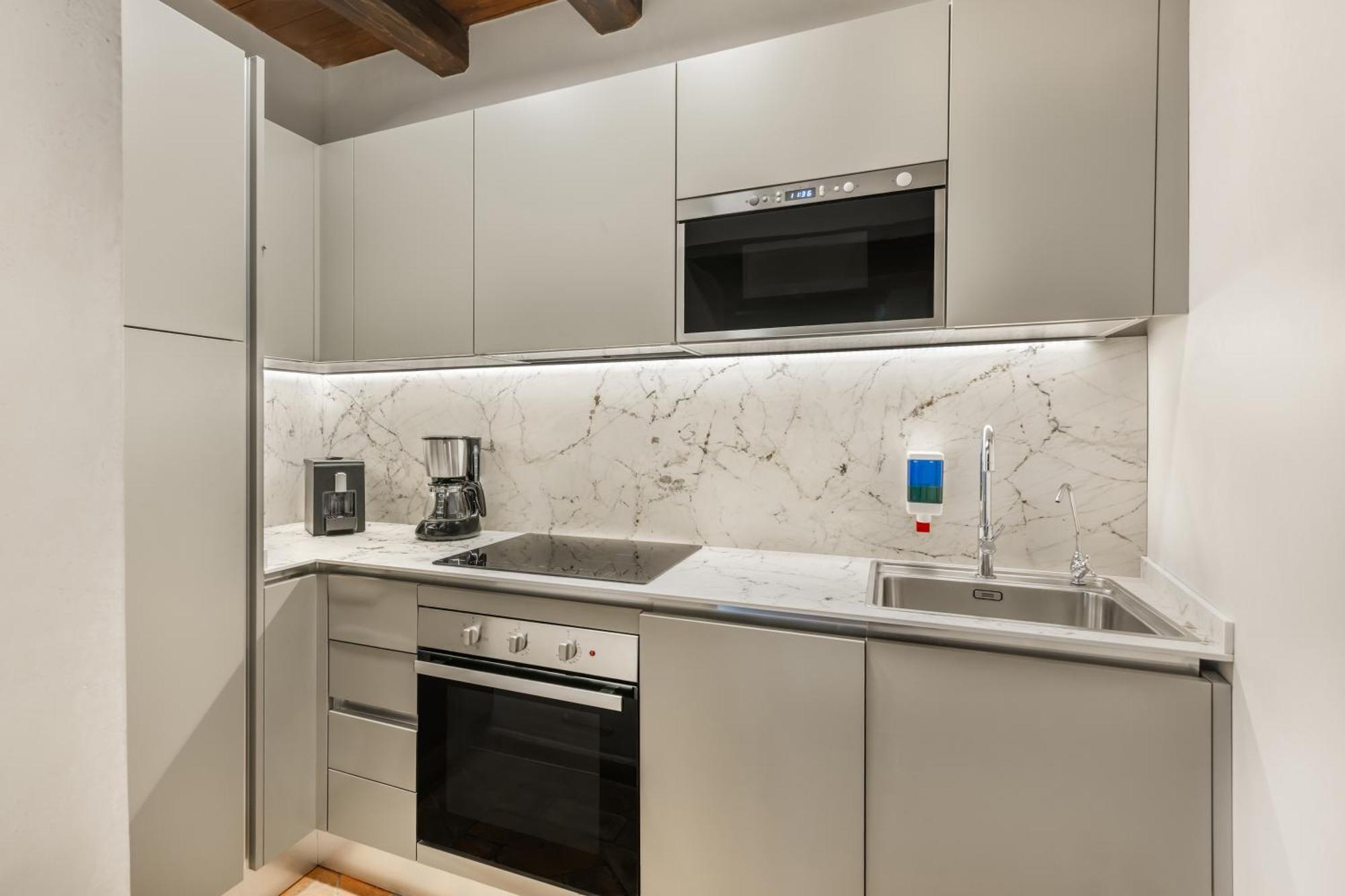 Superior Two-Bedroom Apartment,1722903978:JPEG