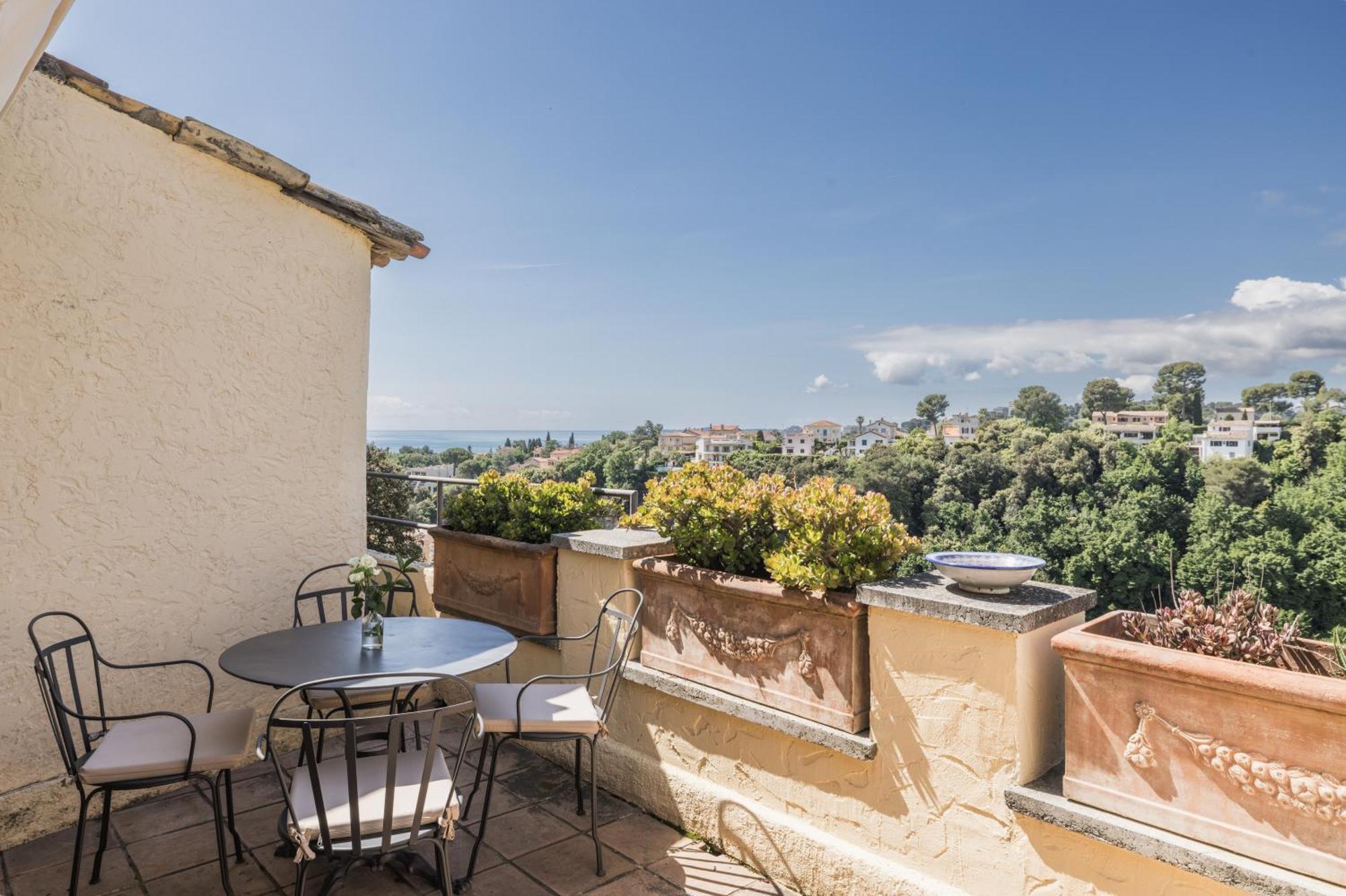 Junior Suite Balcony