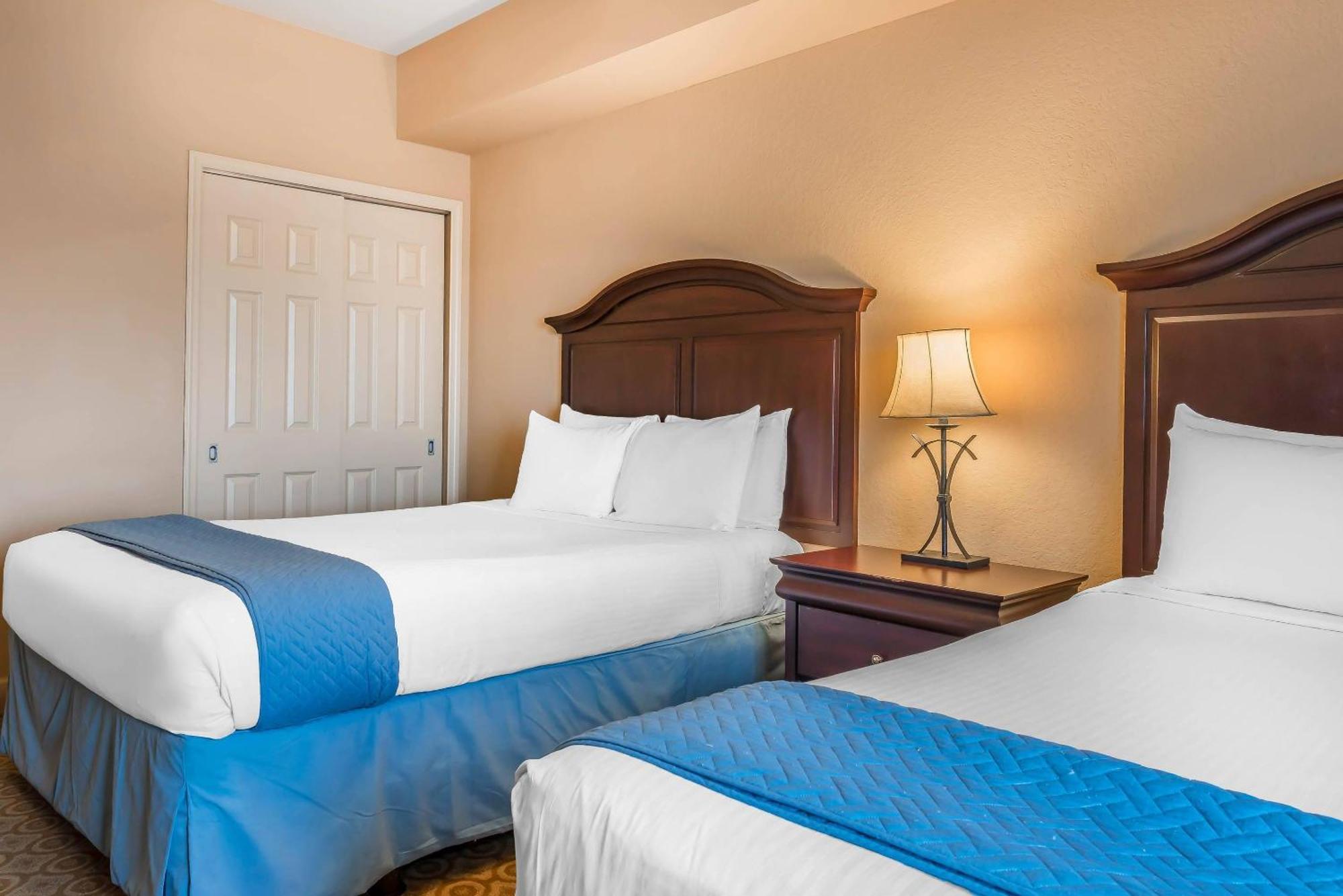 Two-Bedroom Suite