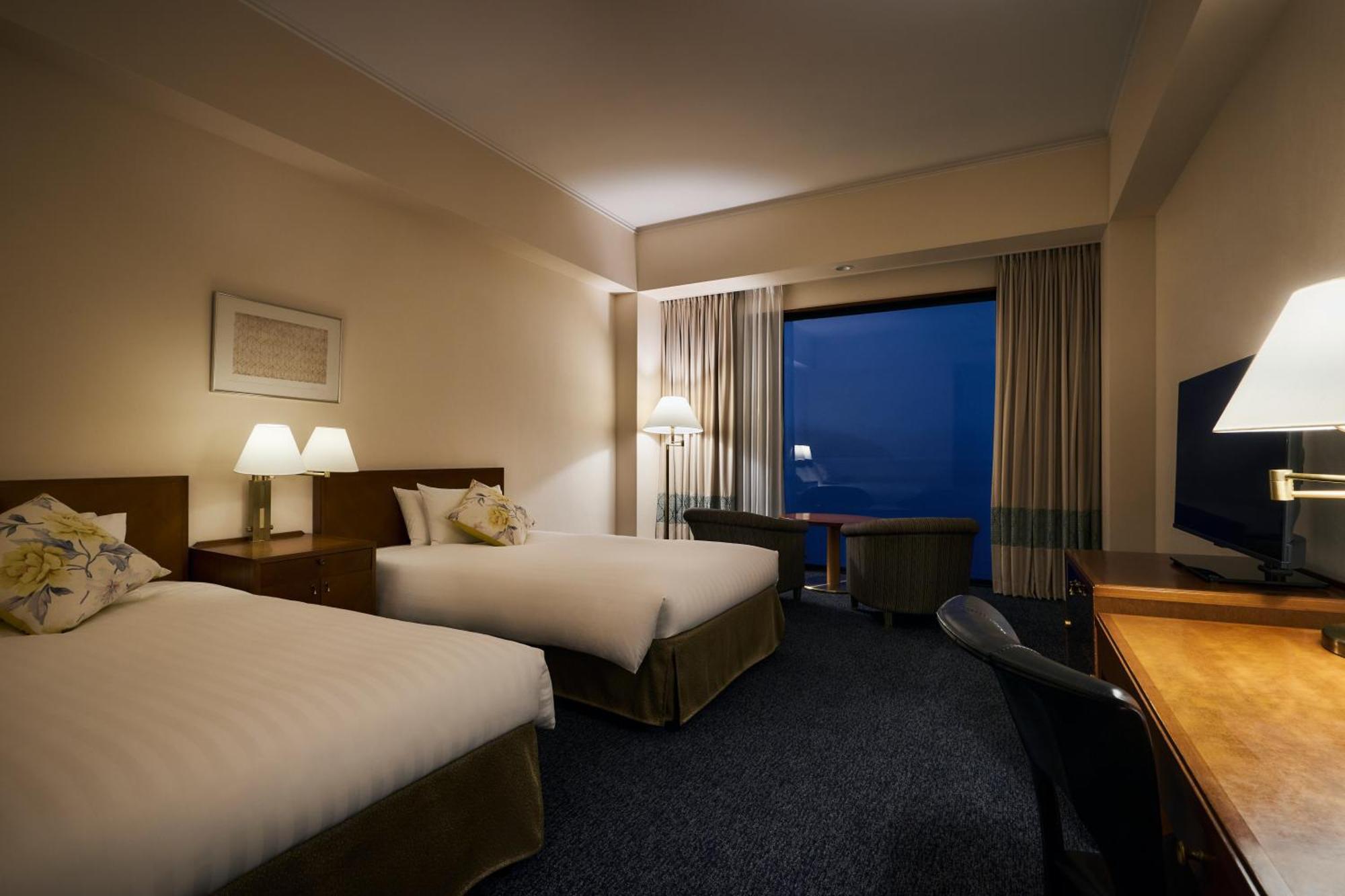 Superior Twin Room Lake View