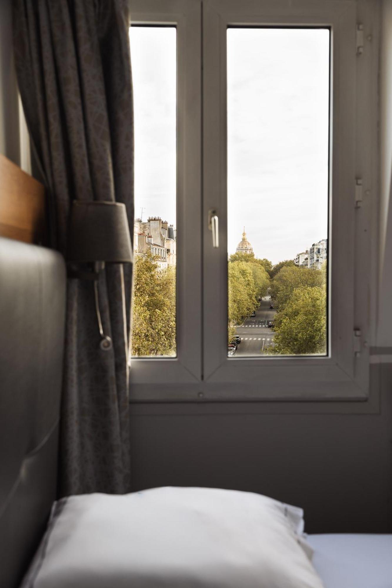 Superior Double Room Eiffel Tower View