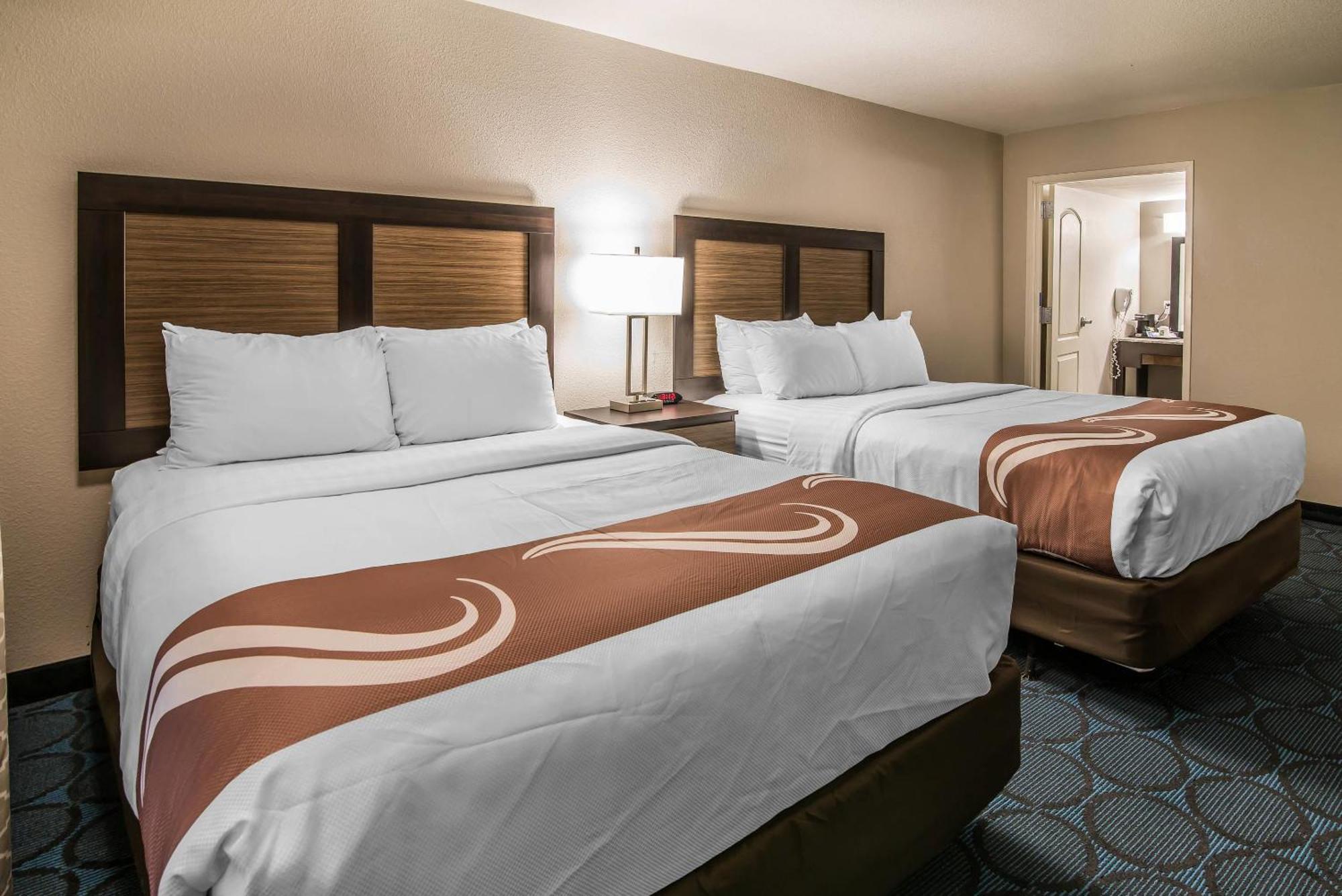 Queen Room Two Queen Beds Non-Smoking