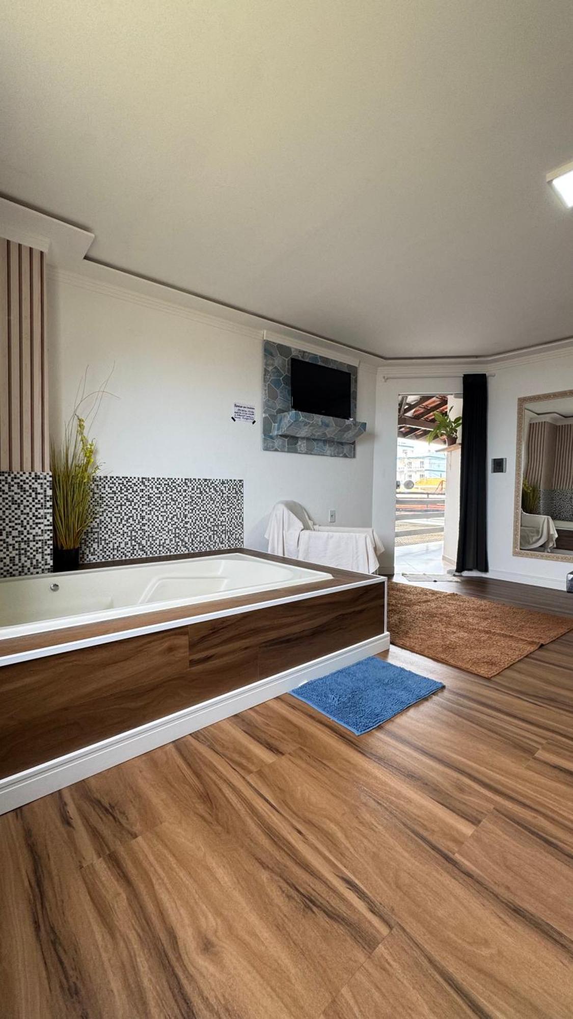 Family Room Bath