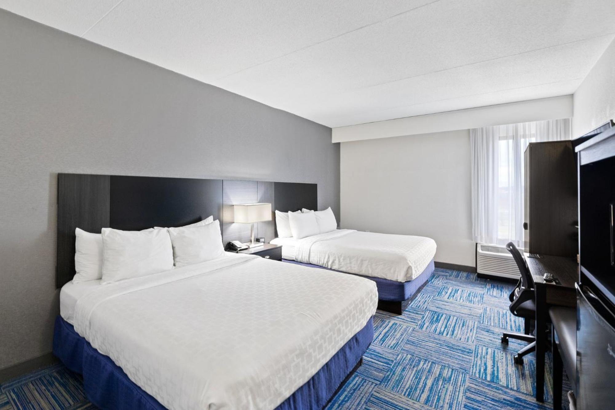 Superior Room Two Queen Beds Smoke,1727616105:JPEG