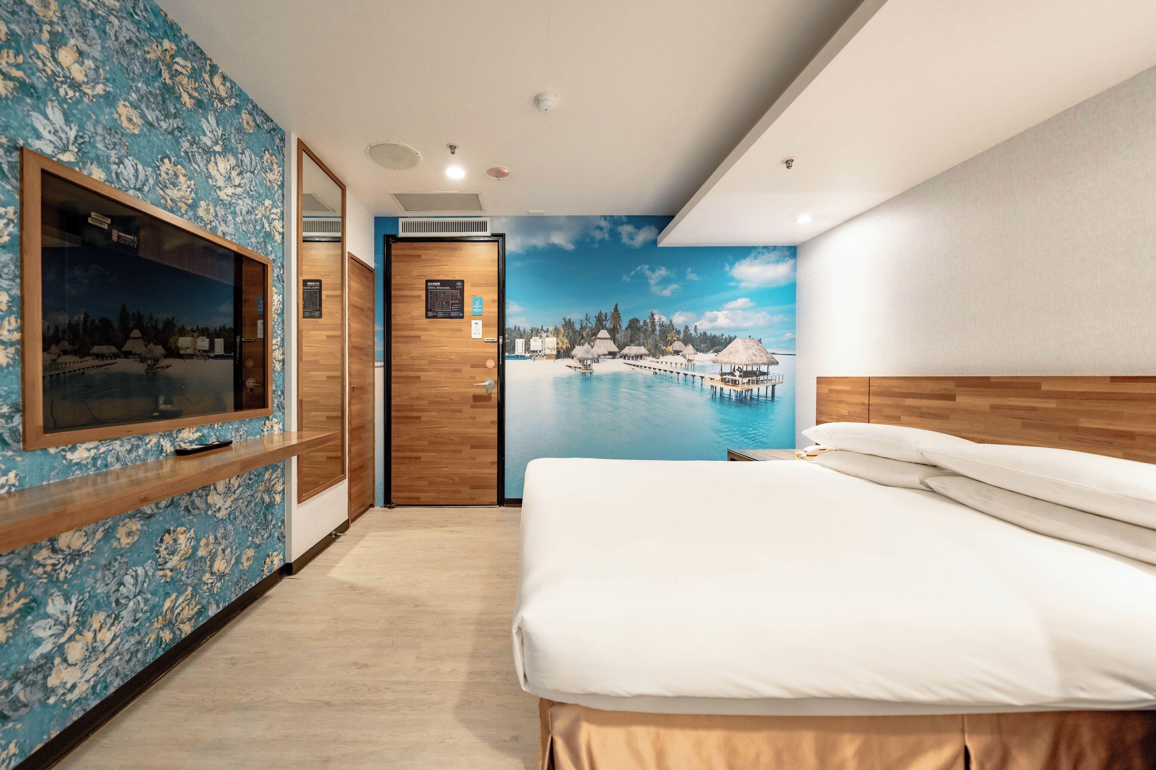 Standard Double Room No Window