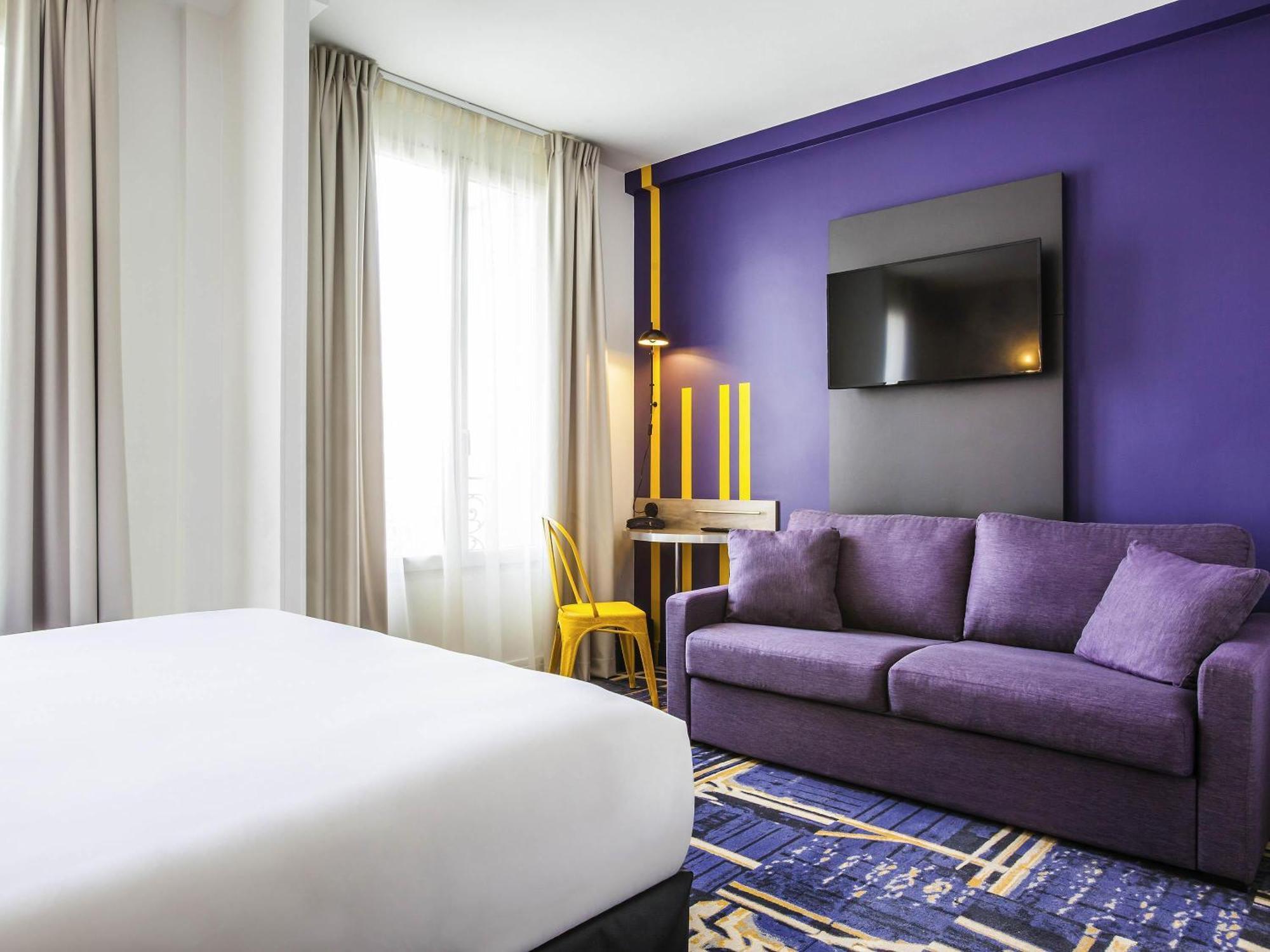 Standard Suite One Double Bed Two Single Beds