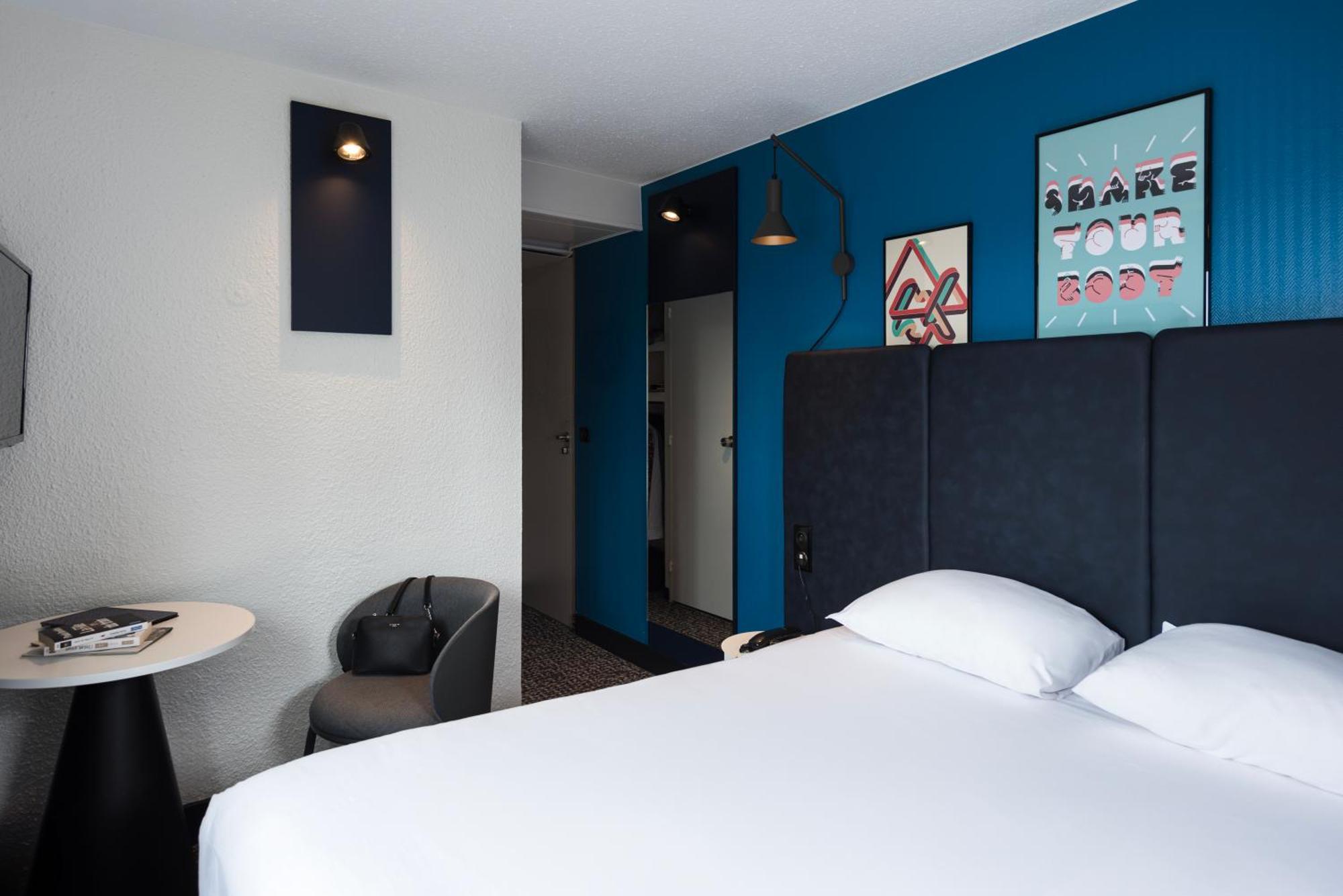 Two Double Rooms next to each other