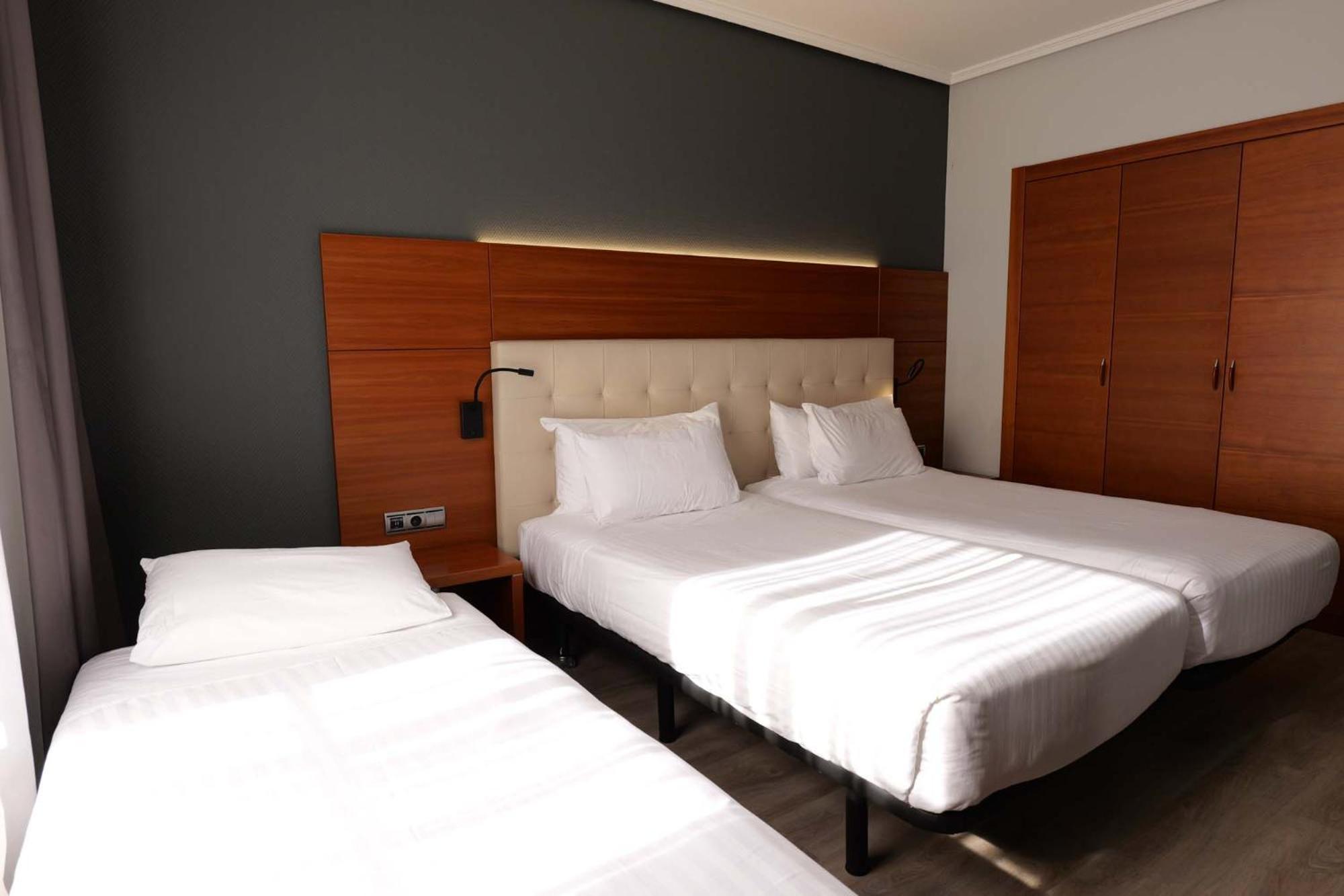Deluxe Double Room Extra Bed