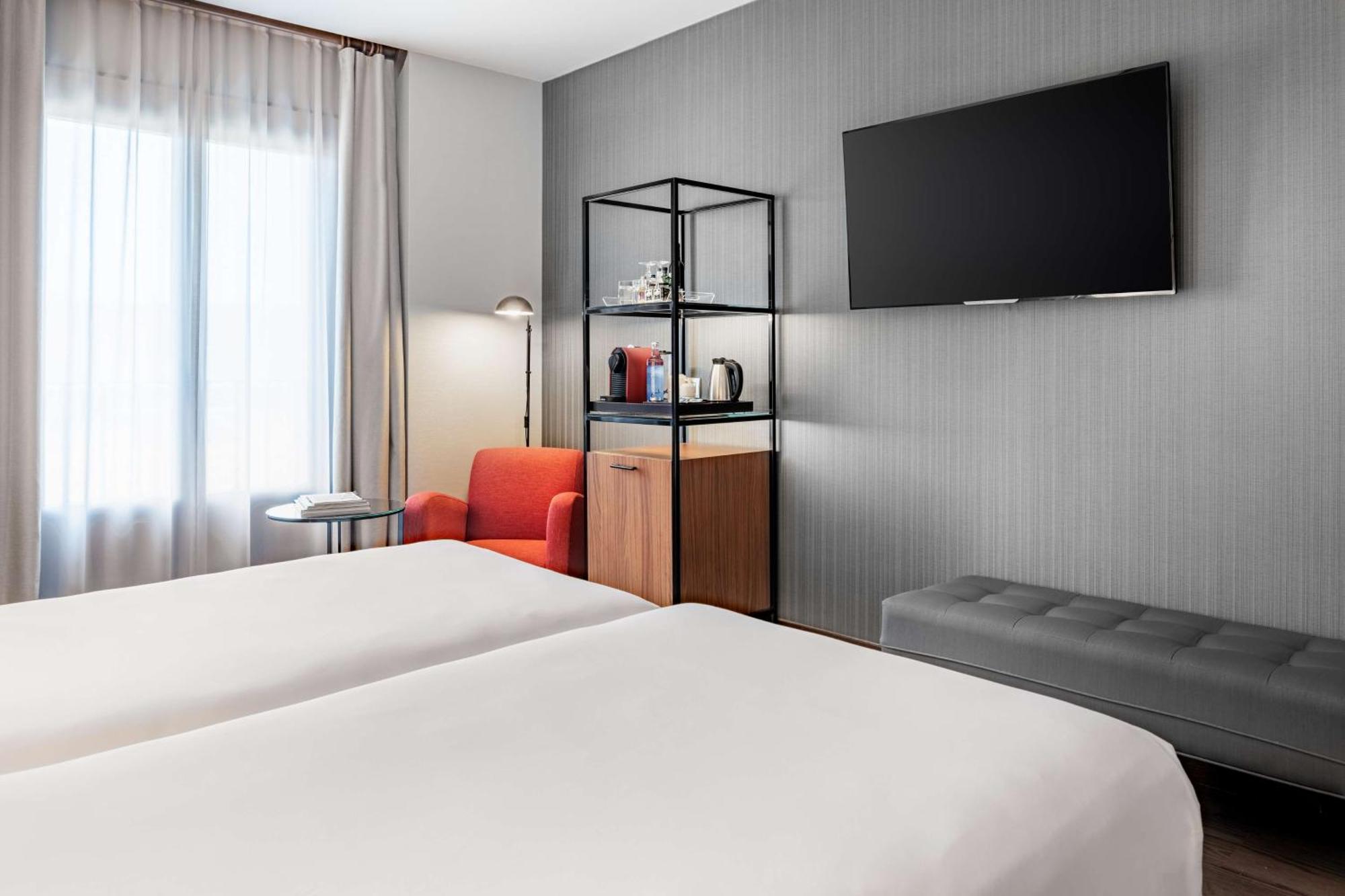 Superior Double or Twin Room,1729990268:JPEG