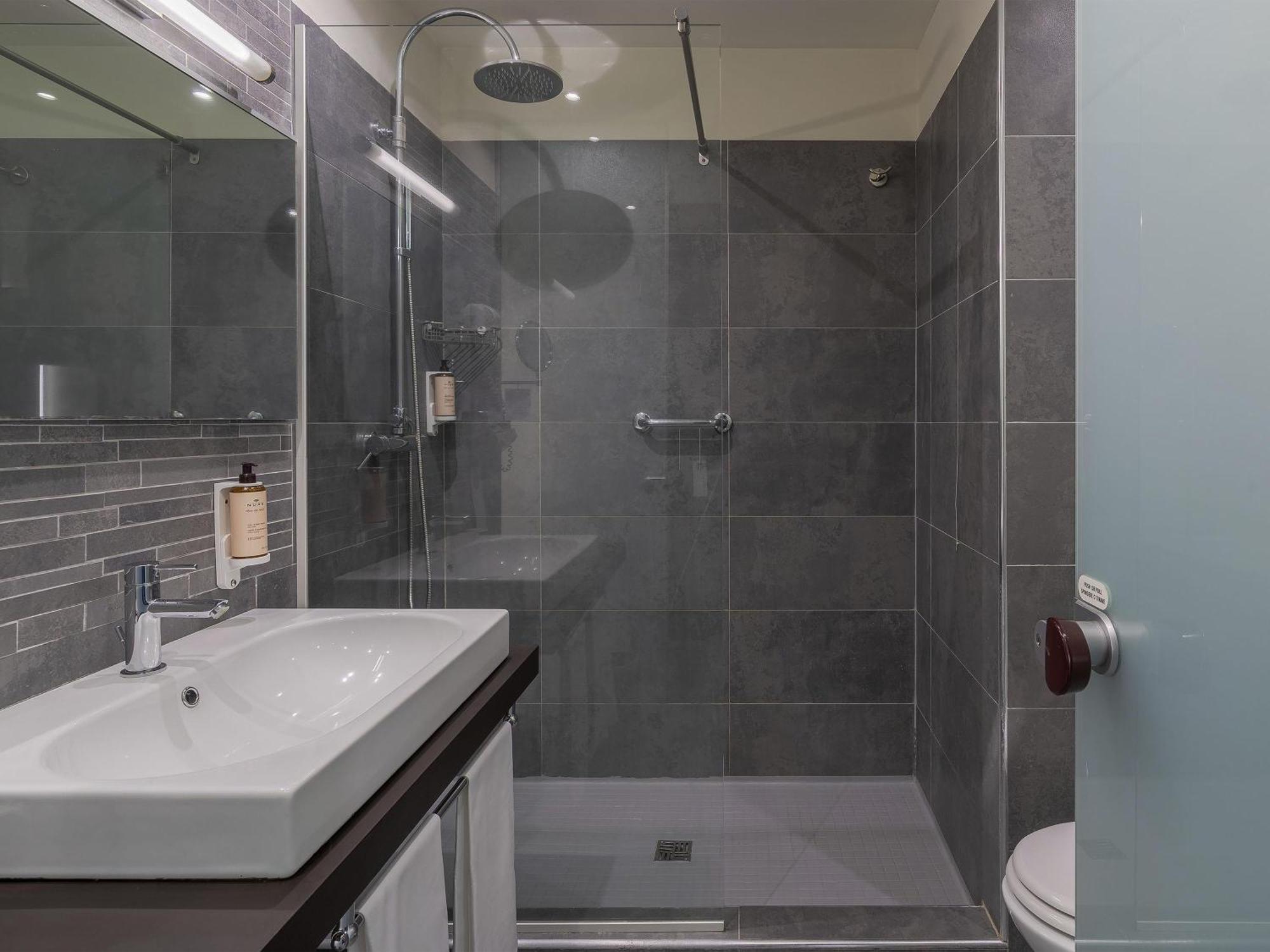 Standard Double Room,1729992579:JPEG