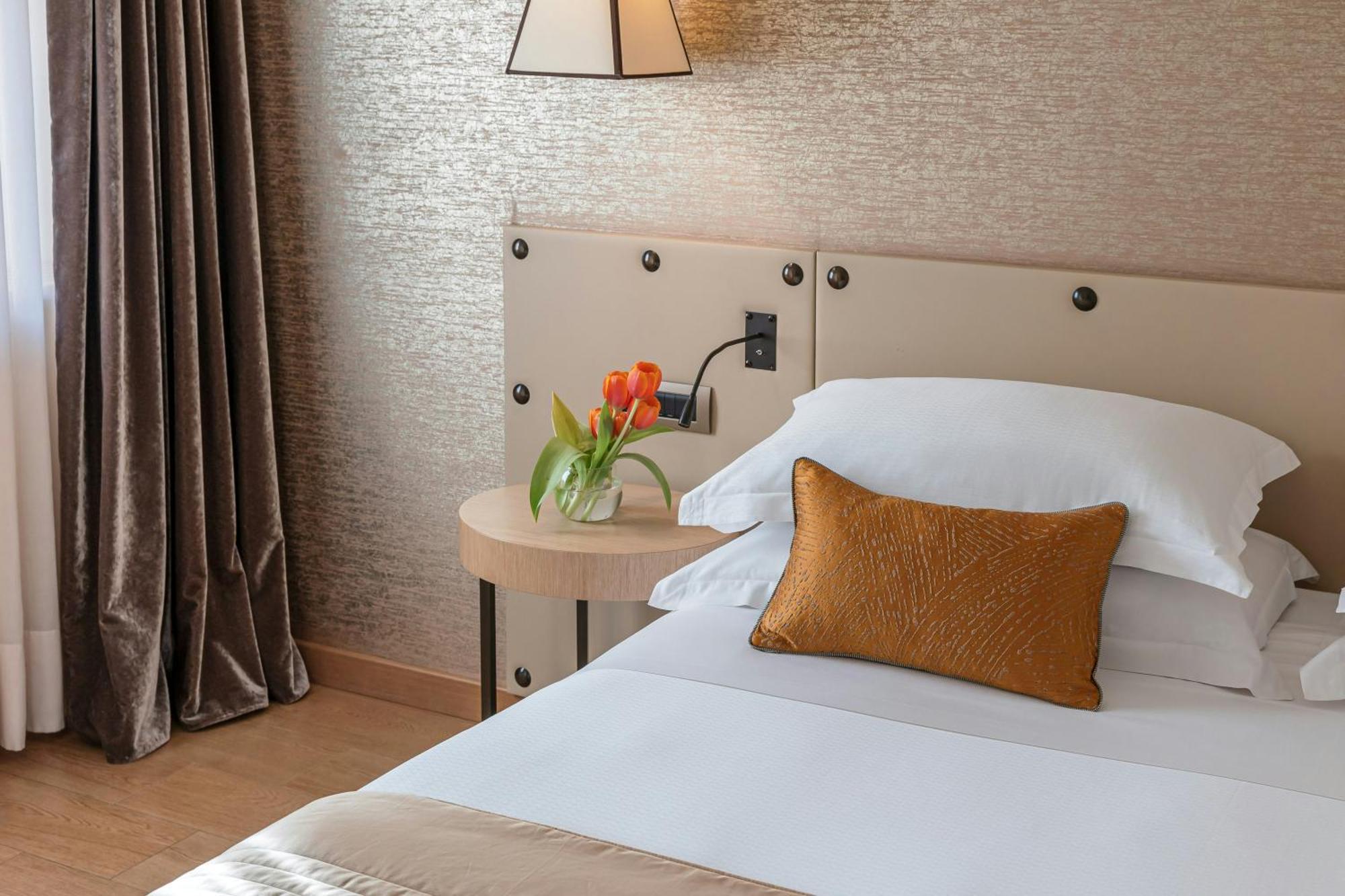 Junior Suite,1729992744:JPEG