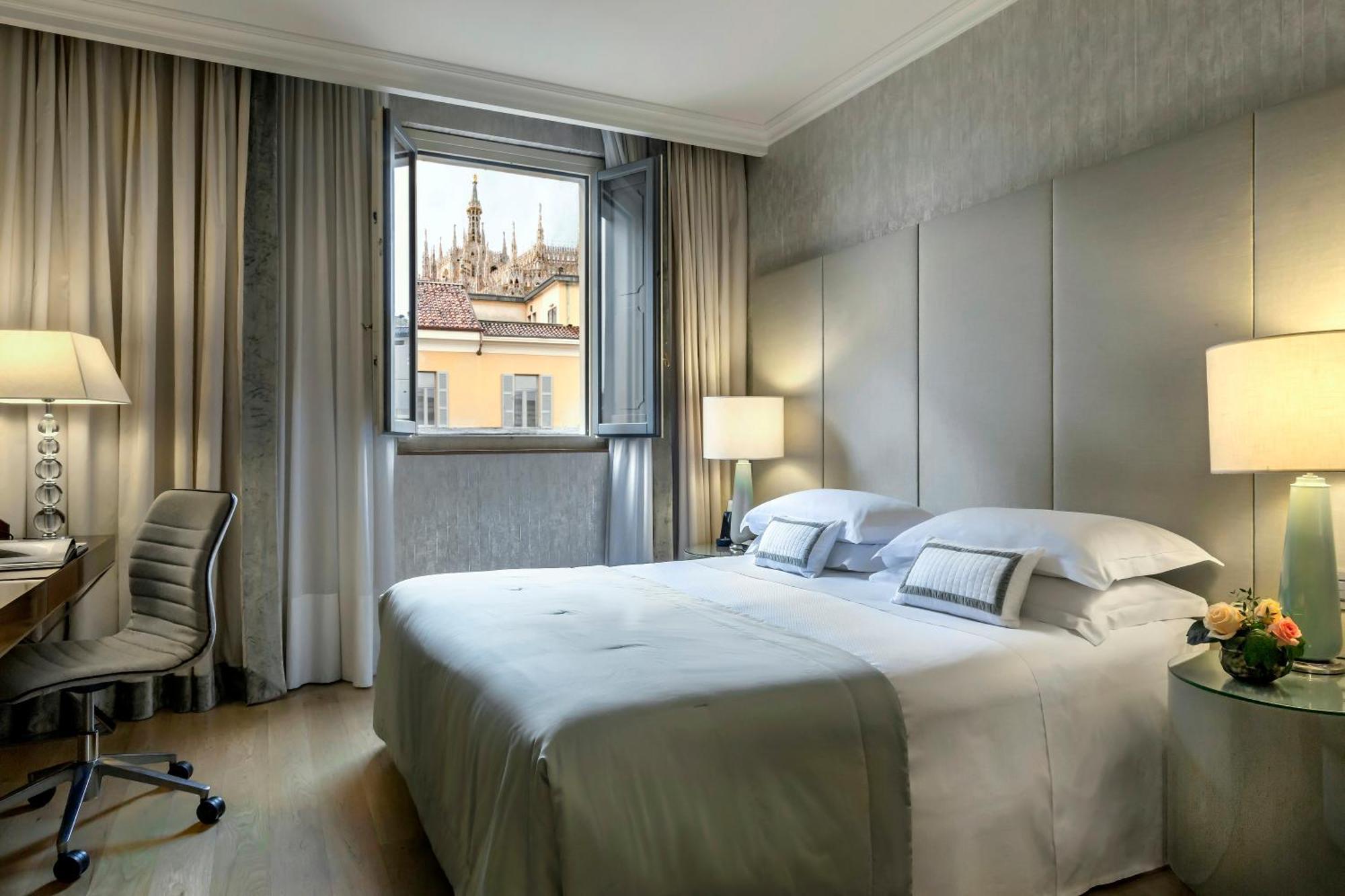 Deluxe Double or Twin Room Milan Cathedral View,1729993595:JPEG