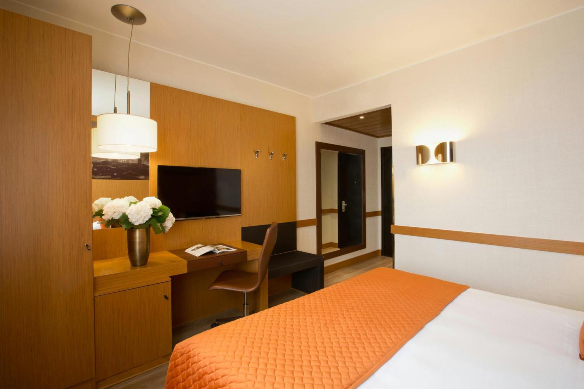 Classic Double or Twin Room,1729993600:JPEG