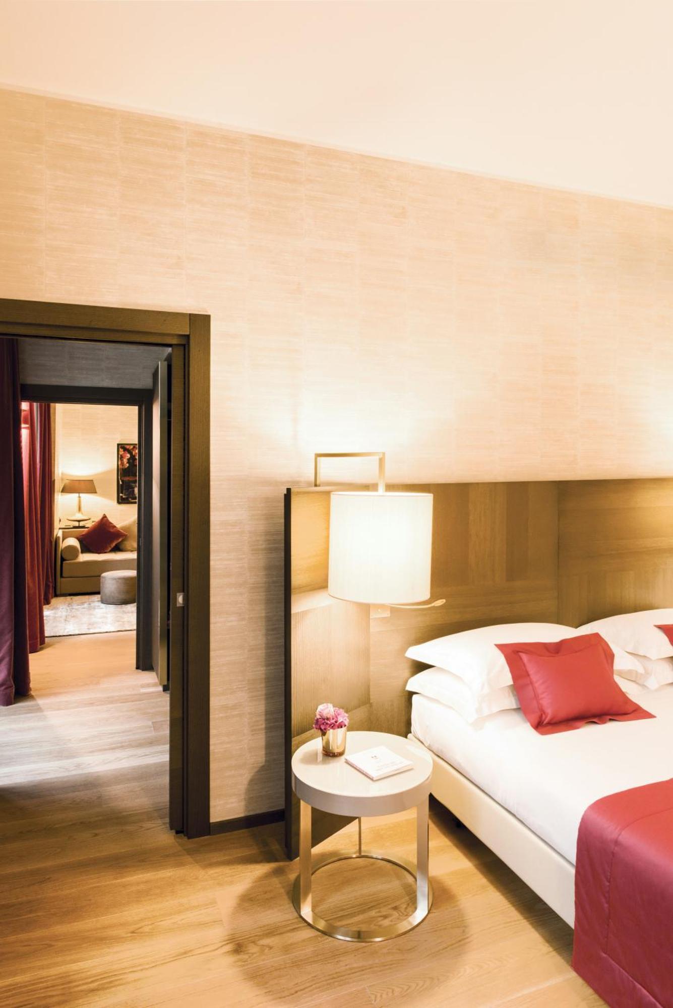 Rosa Grand Suite