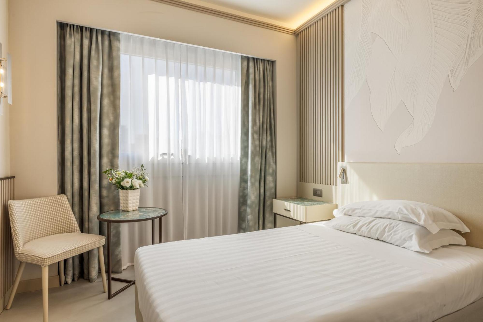 Deluxe Single Room