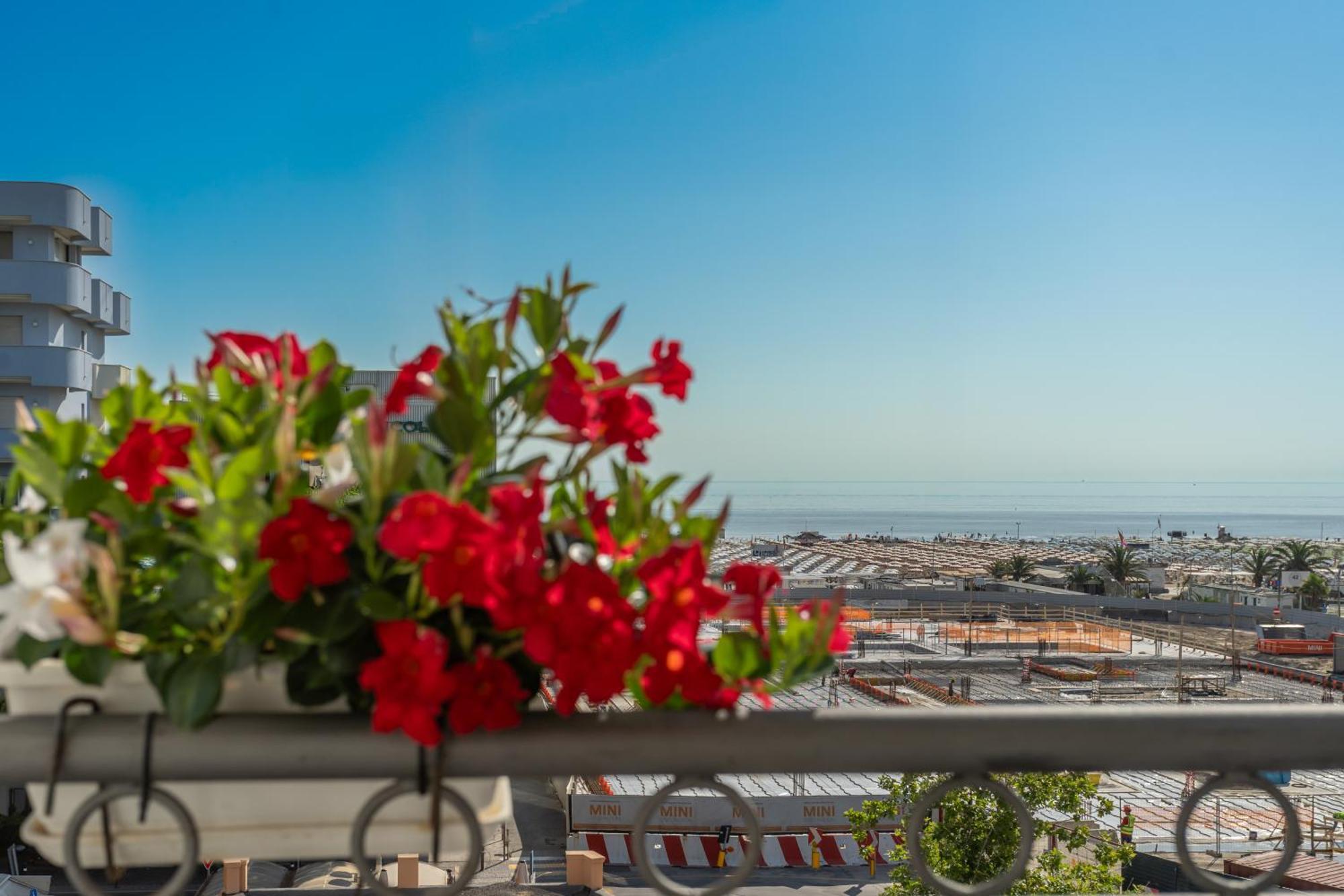 Standard Double or Twin Room Balcony