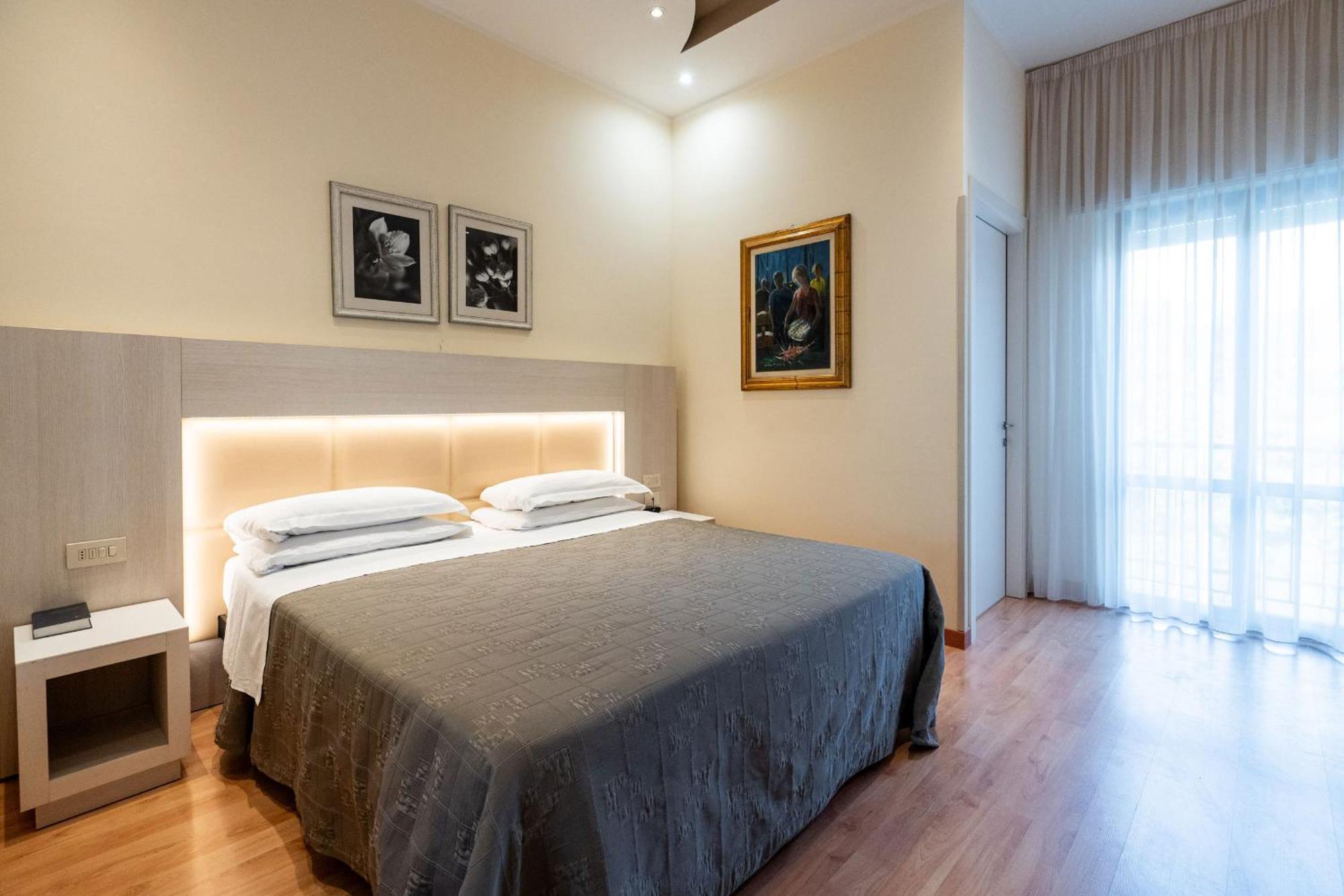 Double Room,1730000990:JPEG