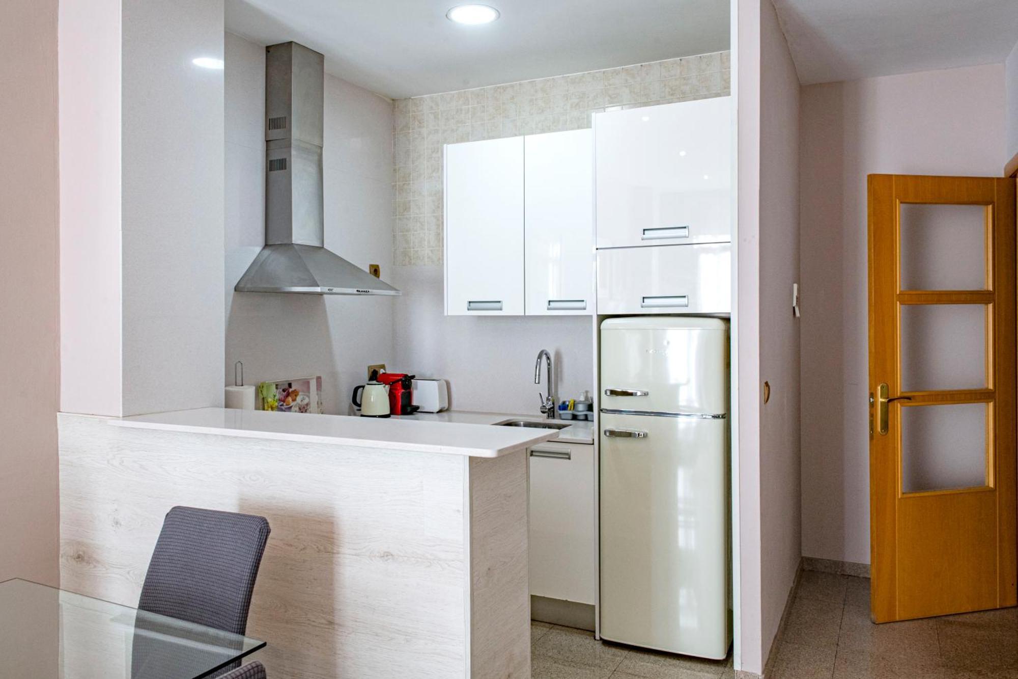 Two-Bedroom Apartment Balcony 6 Adultos